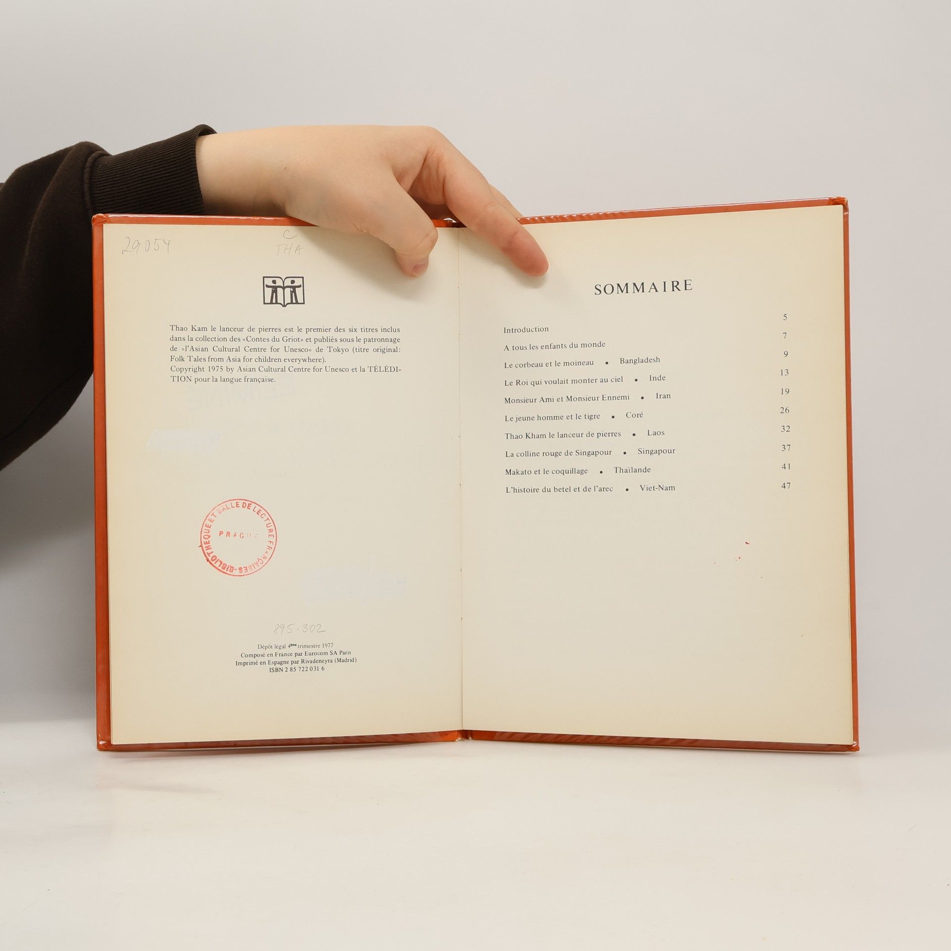 Various authors Thao Kham, le lanceur de pierres