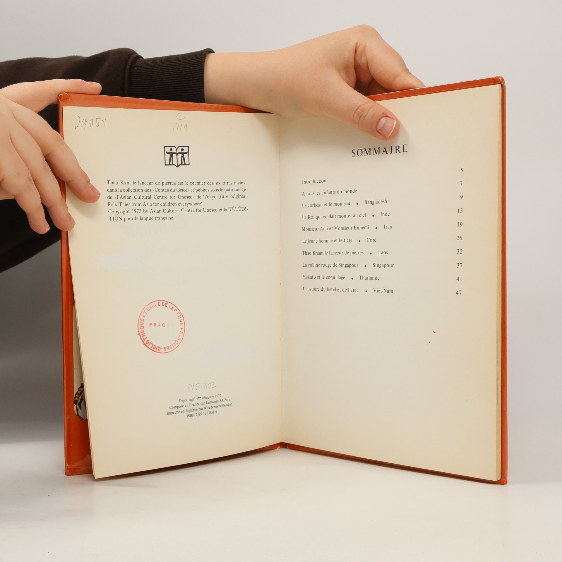 Various authors Thao Kham, le lanceur de pierres