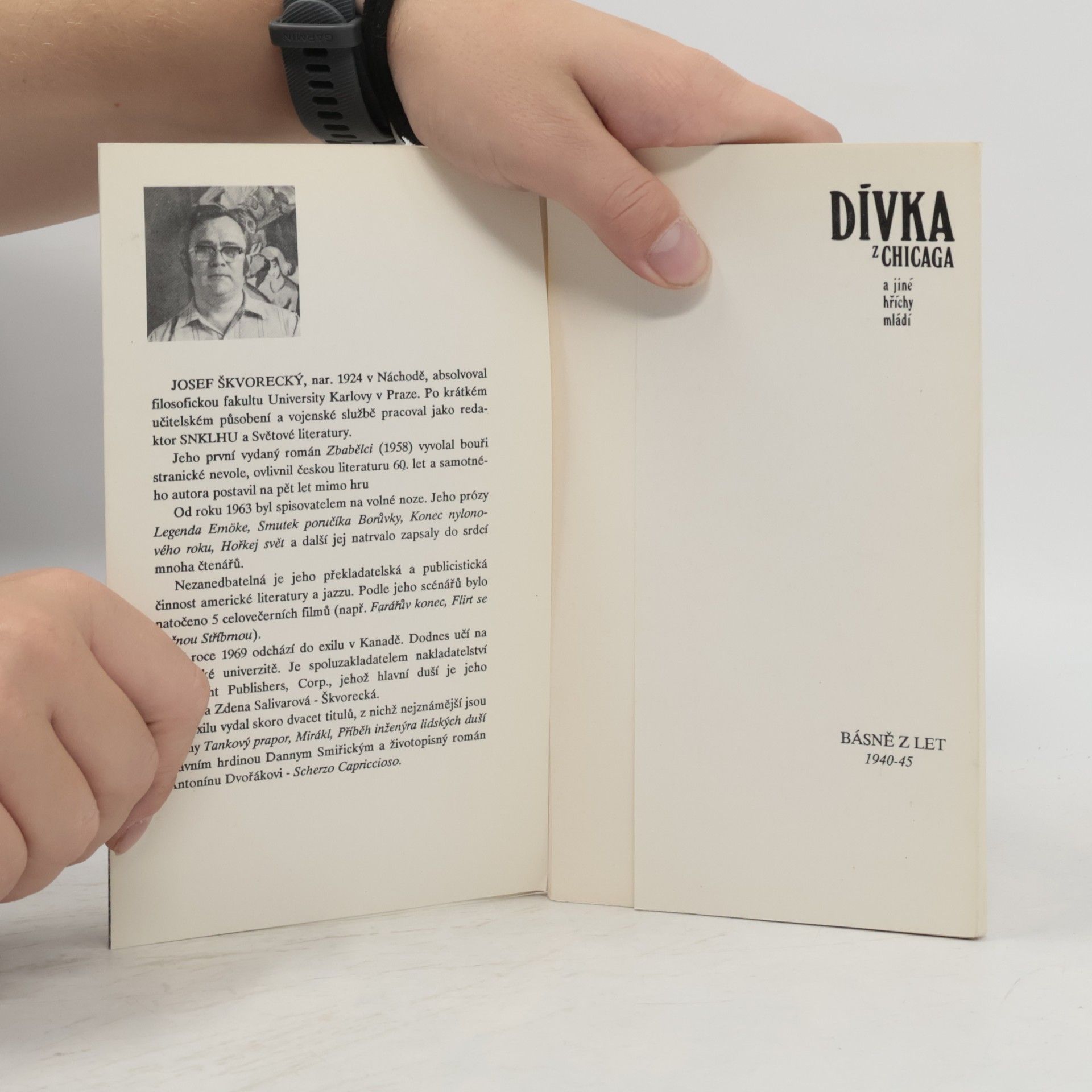 Josef Škvorecký Dívka z Chicaga a jiné hříchy mládí. Básně z let 1940-45