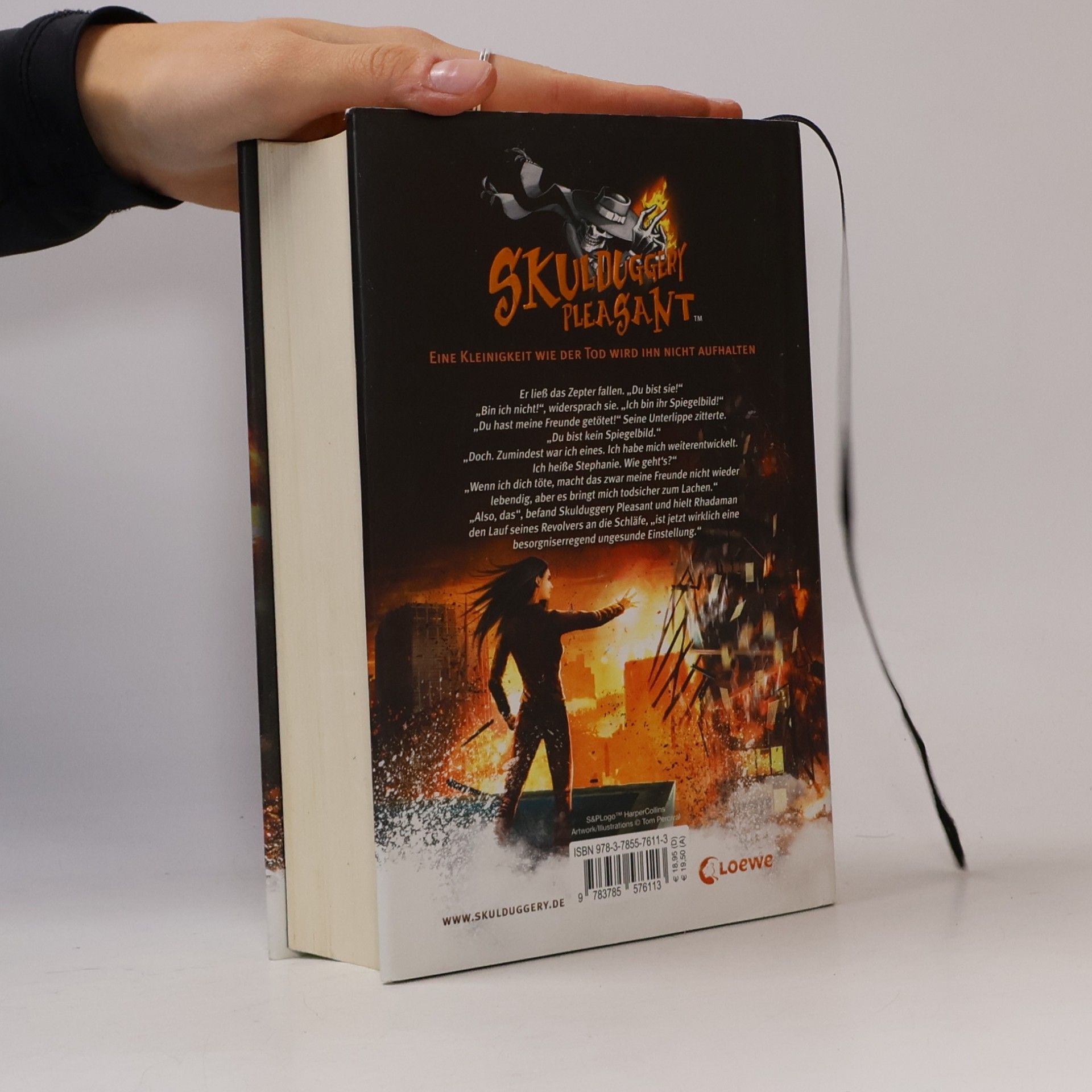 Derek Landy Skulduggery Pleasant 9