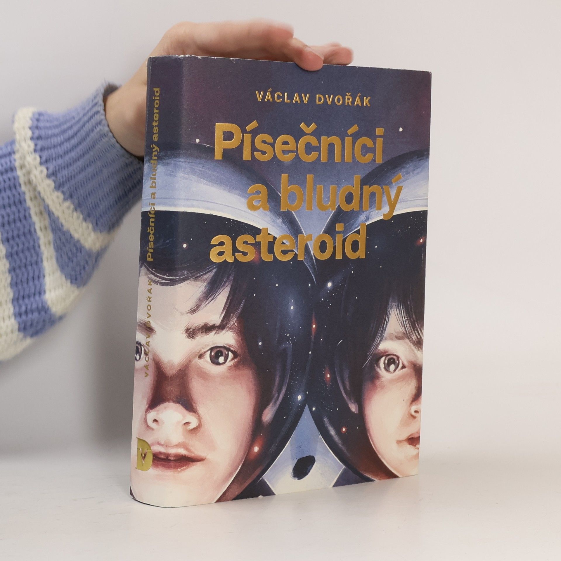 Václav Dvořák Písečníci a bludný asteroid