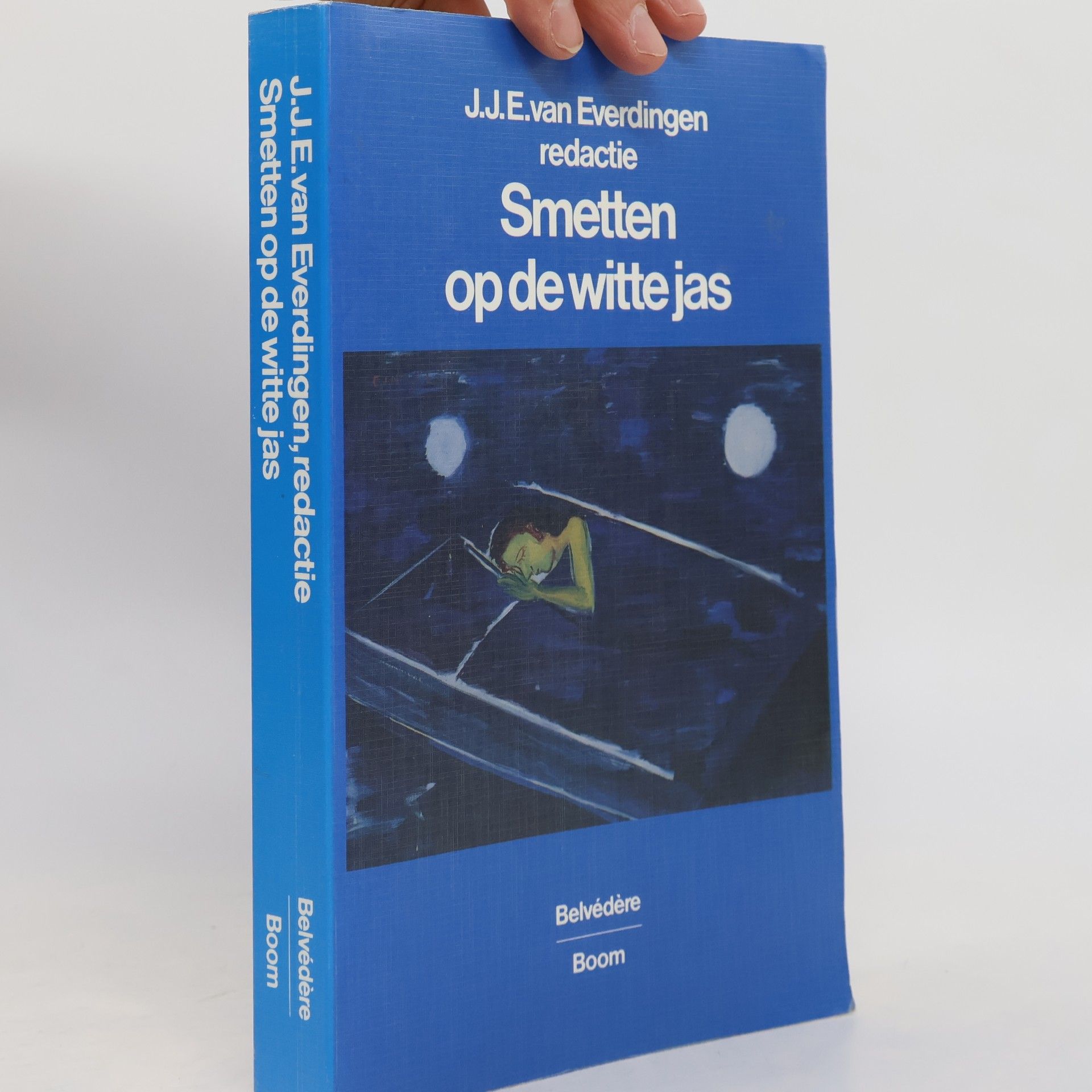Smetten op de witte jas