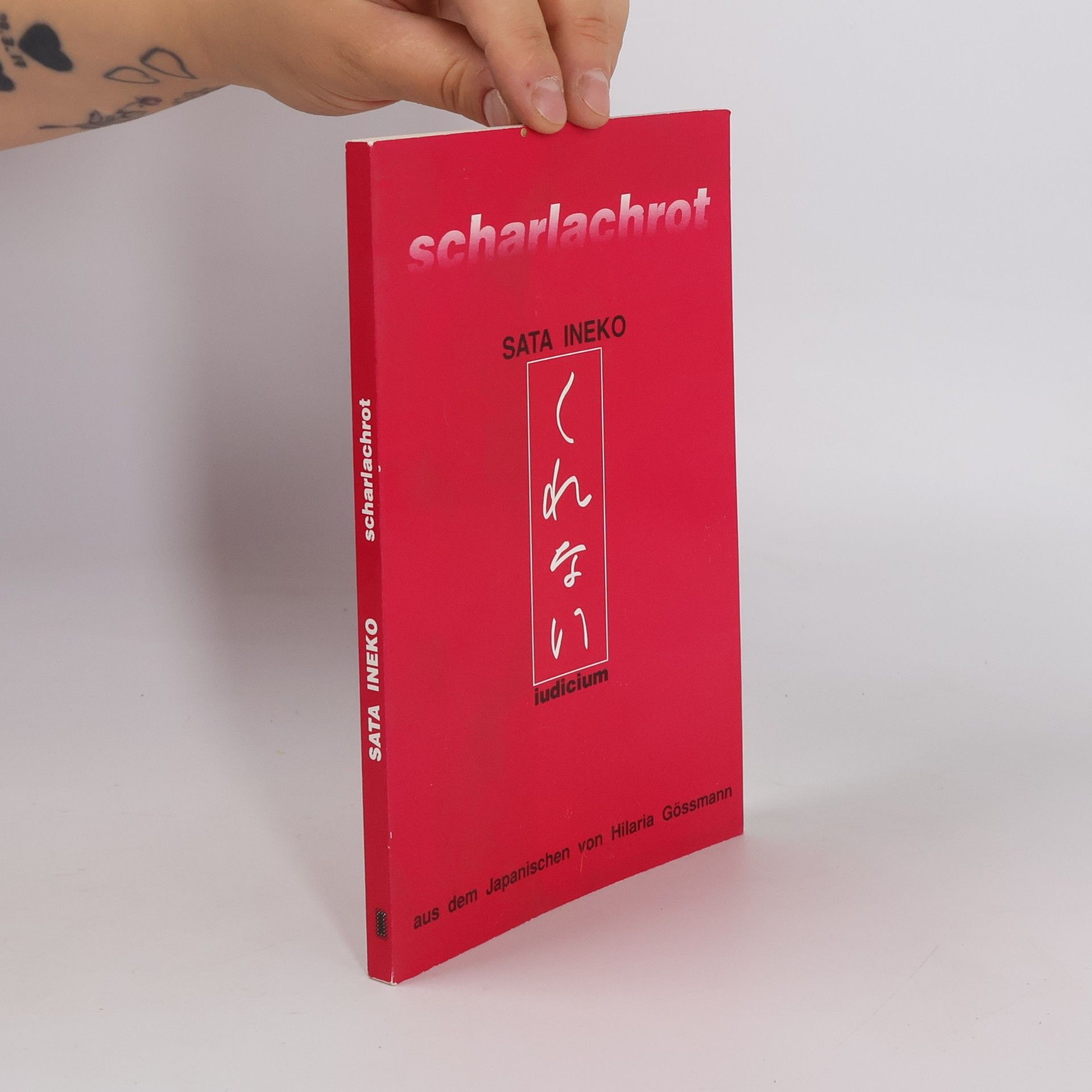 Scharlachrot: Roman