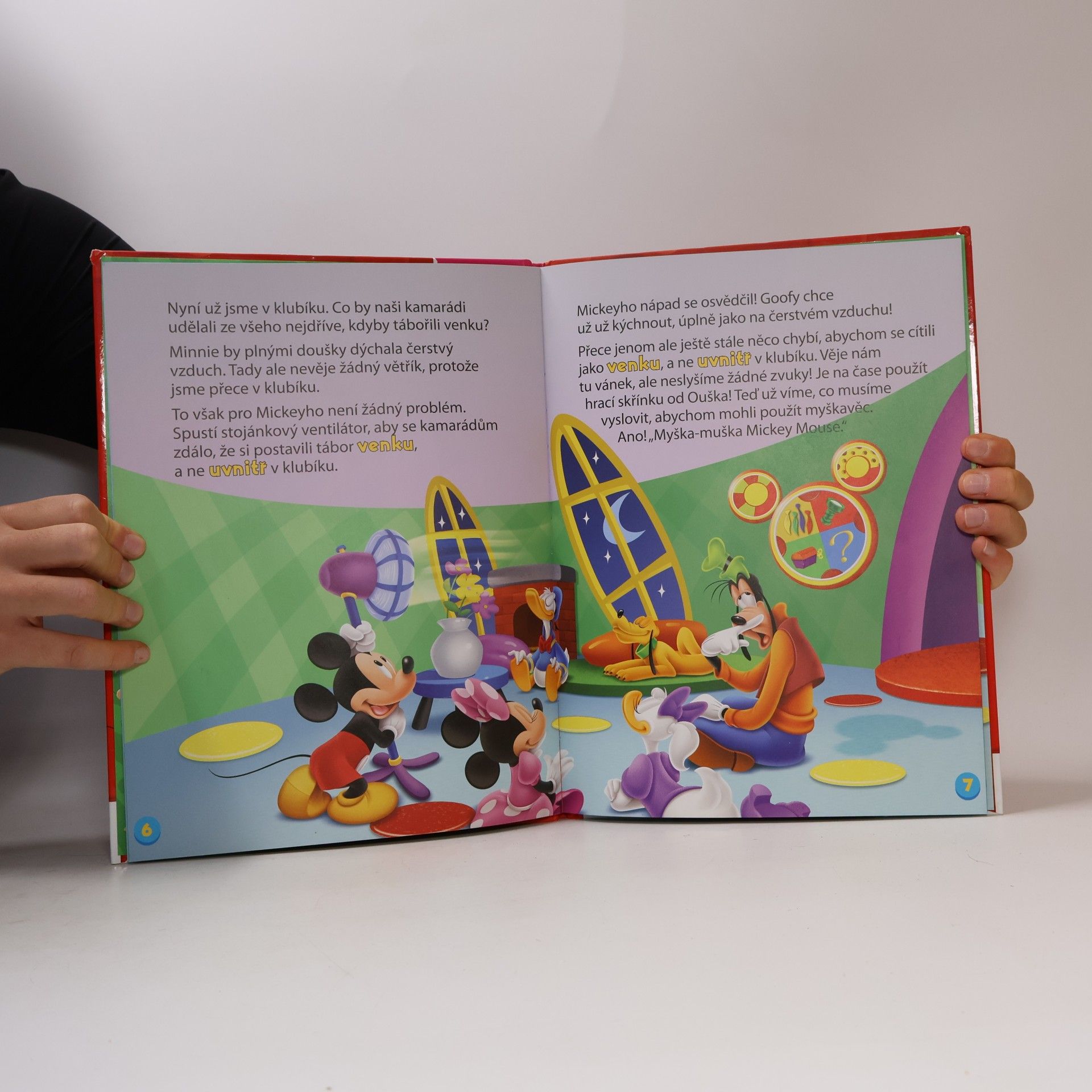Autores varios Mickeyho klubík. Hraj si a uč se s Mickey Mousem 12. Uvnitř a vně!