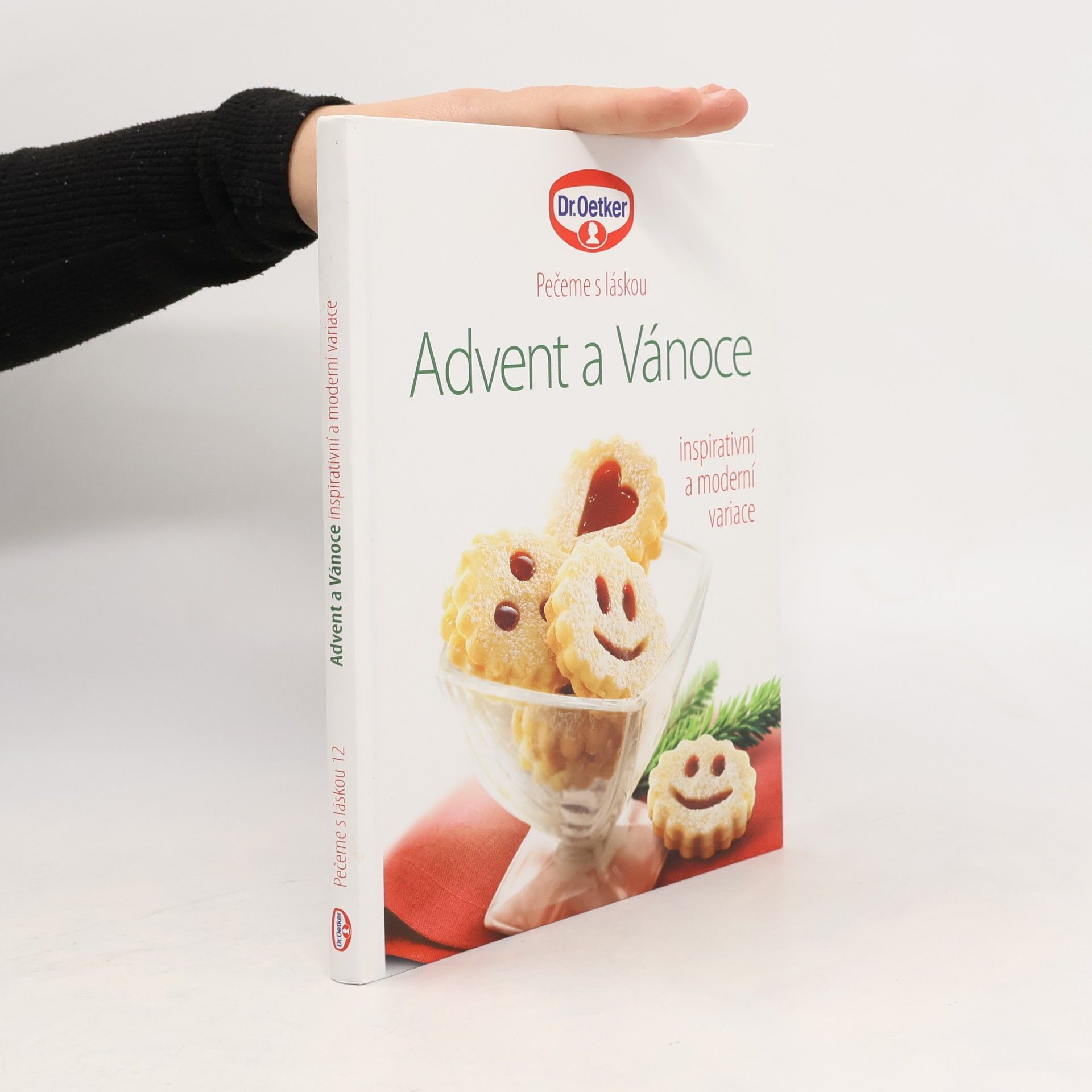 Štefánia Futóová Advent a Vánoce. Inspirativní a moderní variace