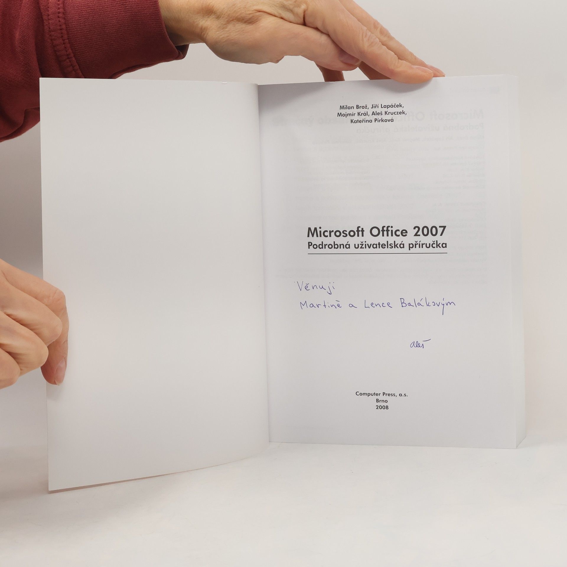 Milan Brož Microsoft Office 2007 : podrobná uživatelská příručka
