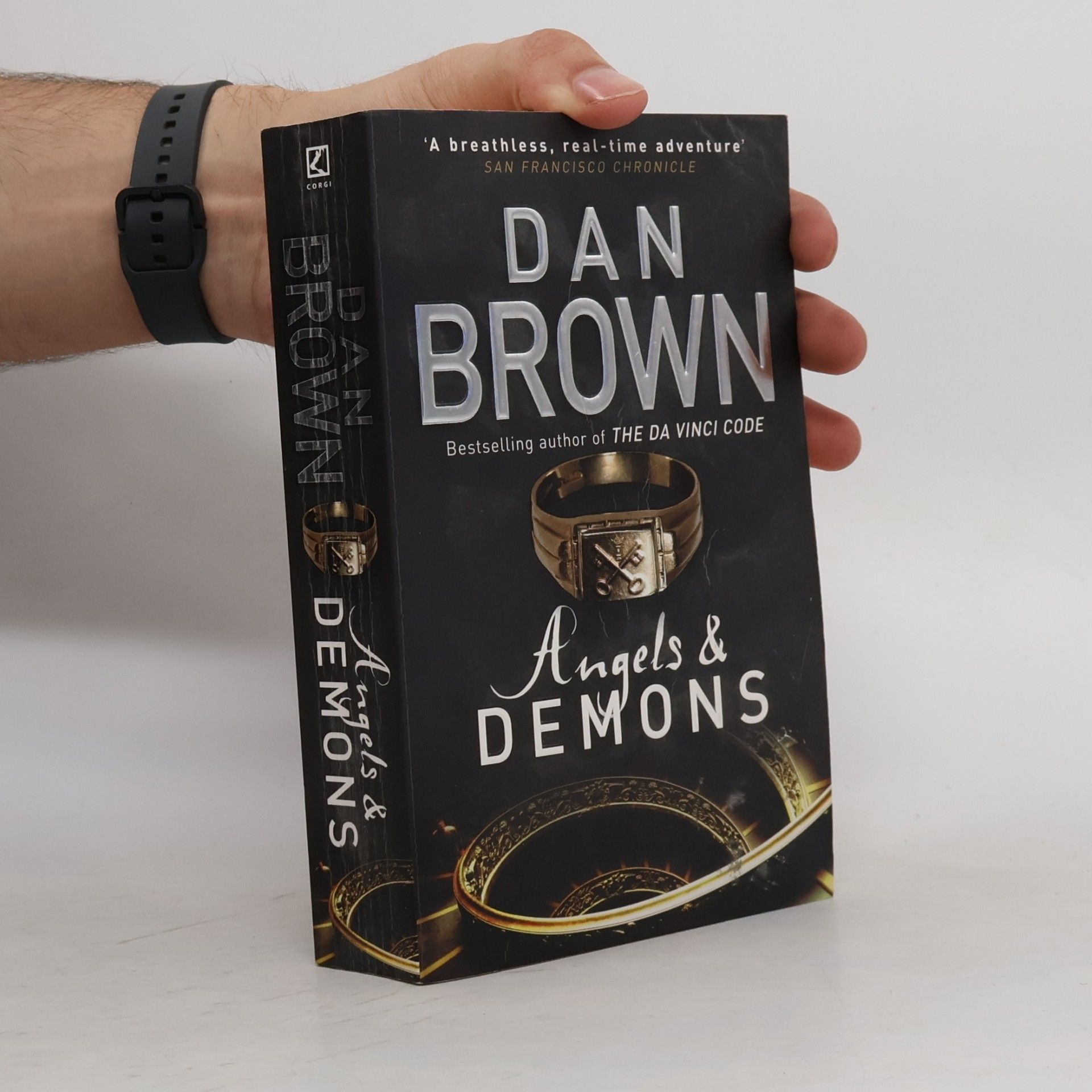 Dan Brown Angels and Demons