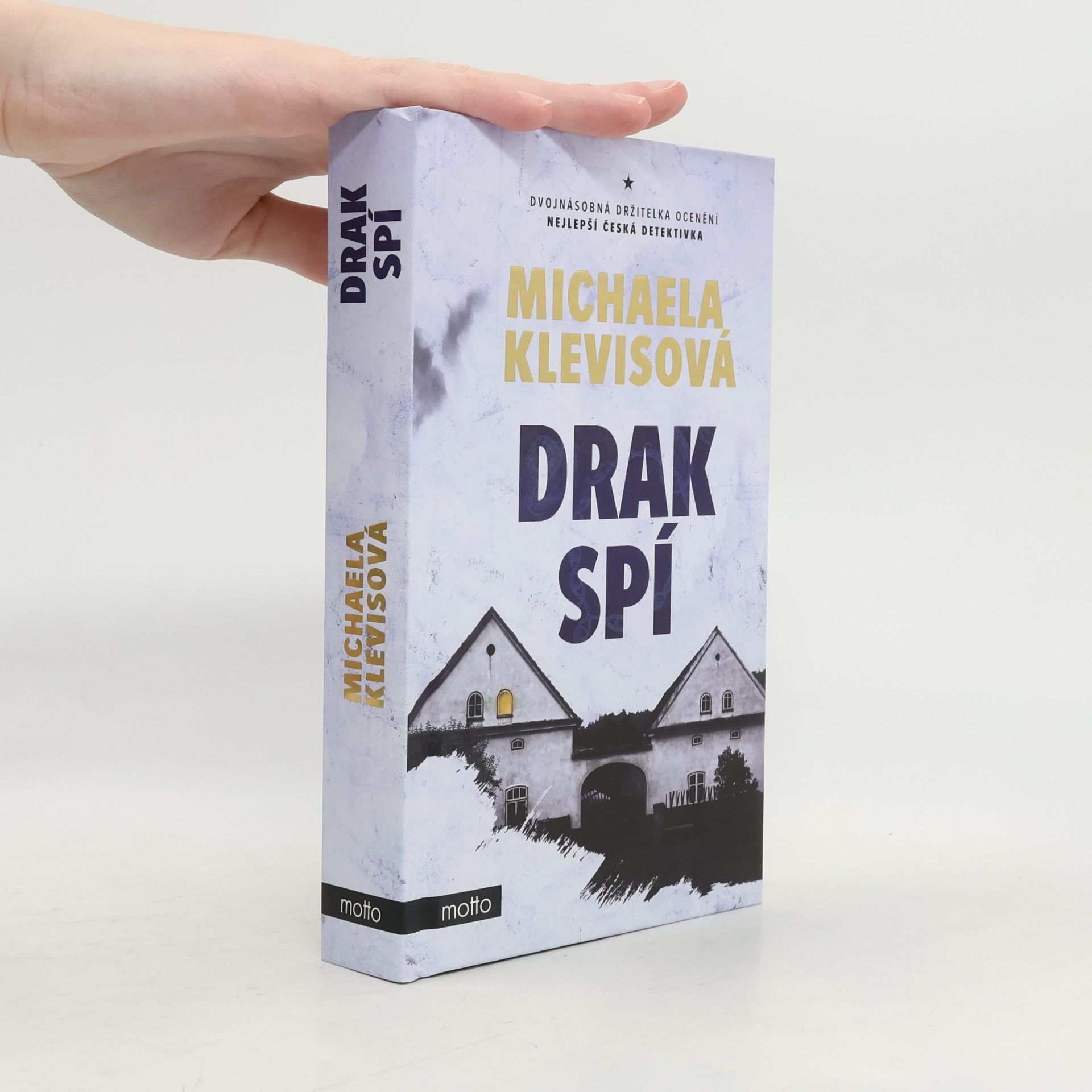 Drak spí