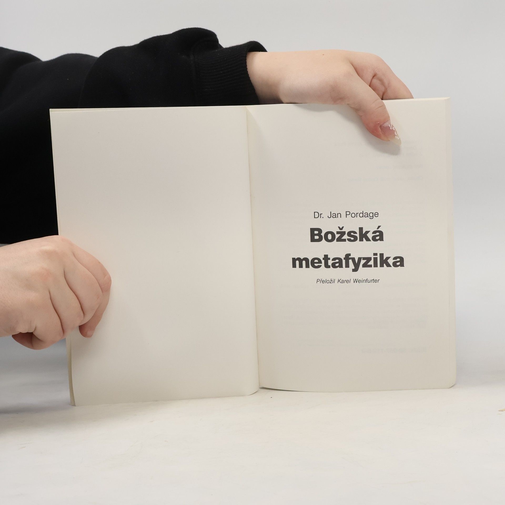 Mabel Collins Božská metafyzika. Zjevení o zjevení. Světlo na cestu