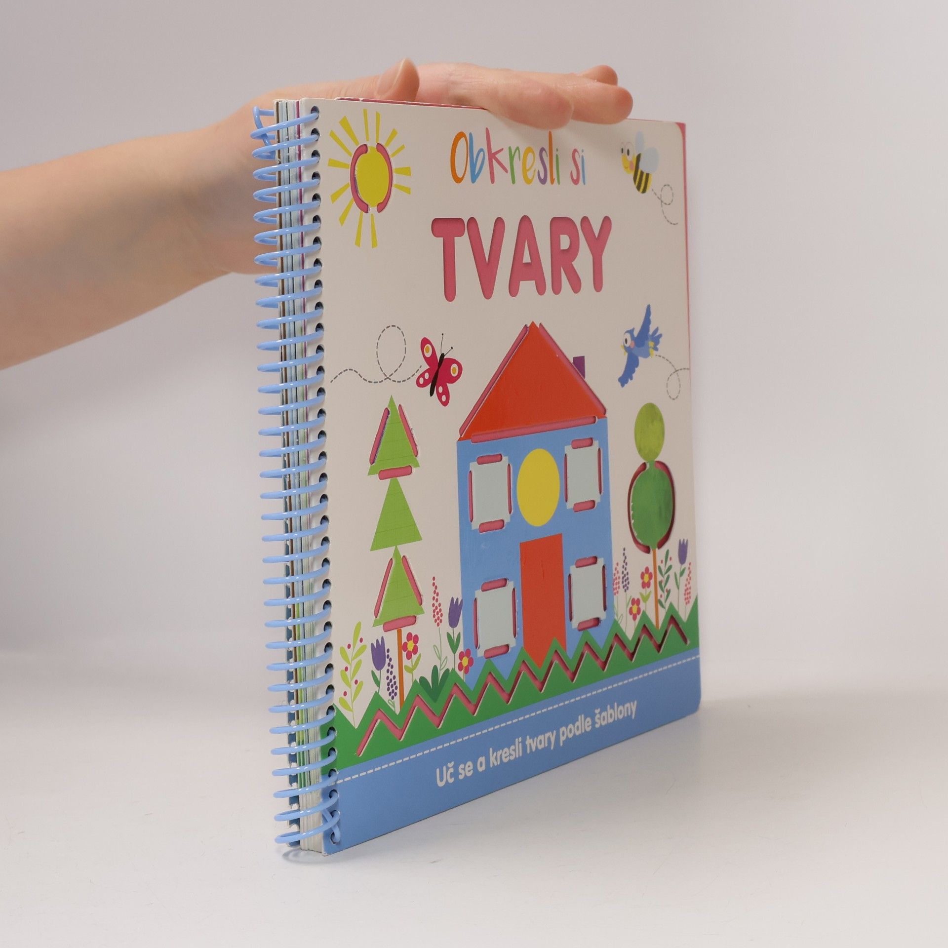 Obkresli si tvary. Uč se a kresli tvary podle šablony Tvary