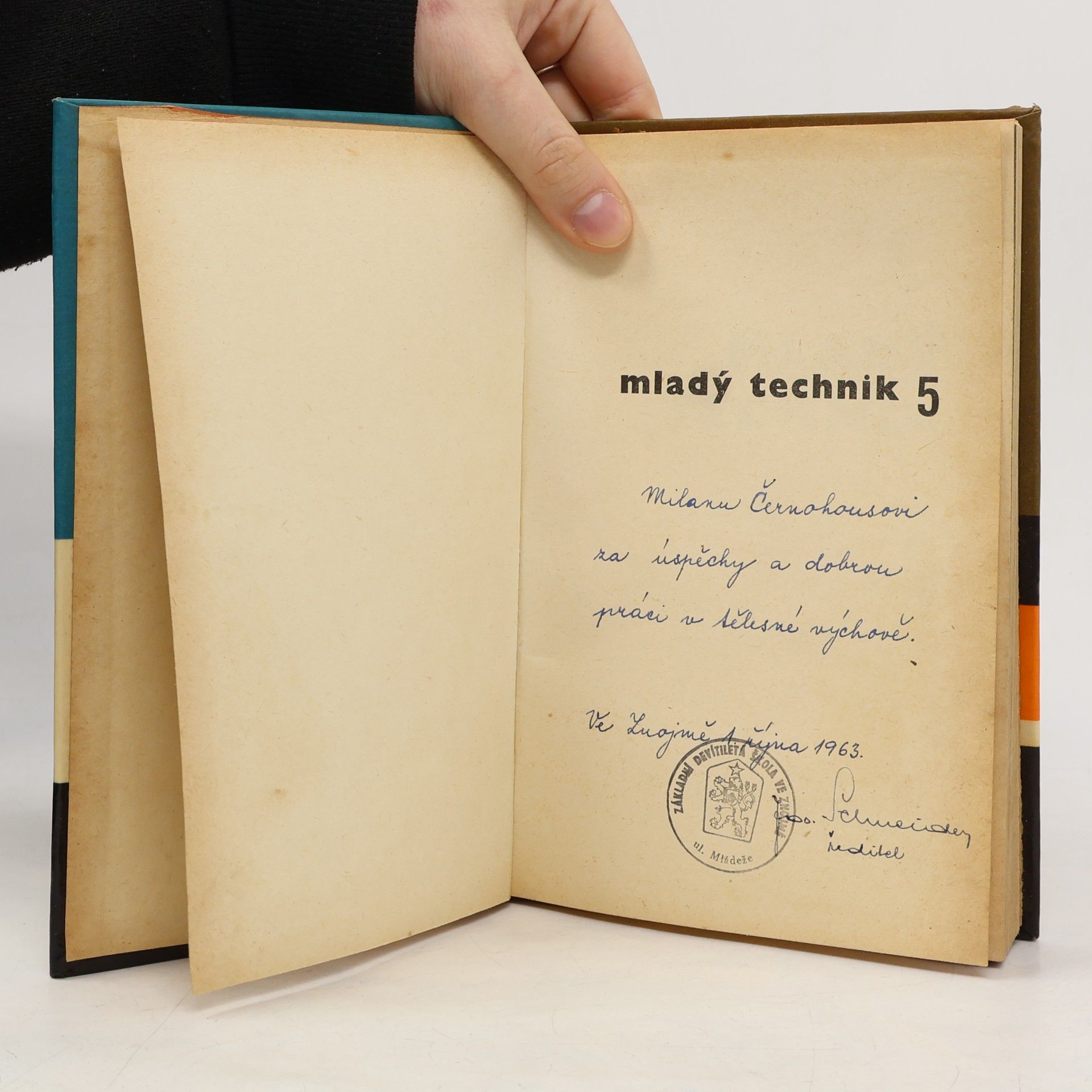 Kolektív autorov Mladý technik 5