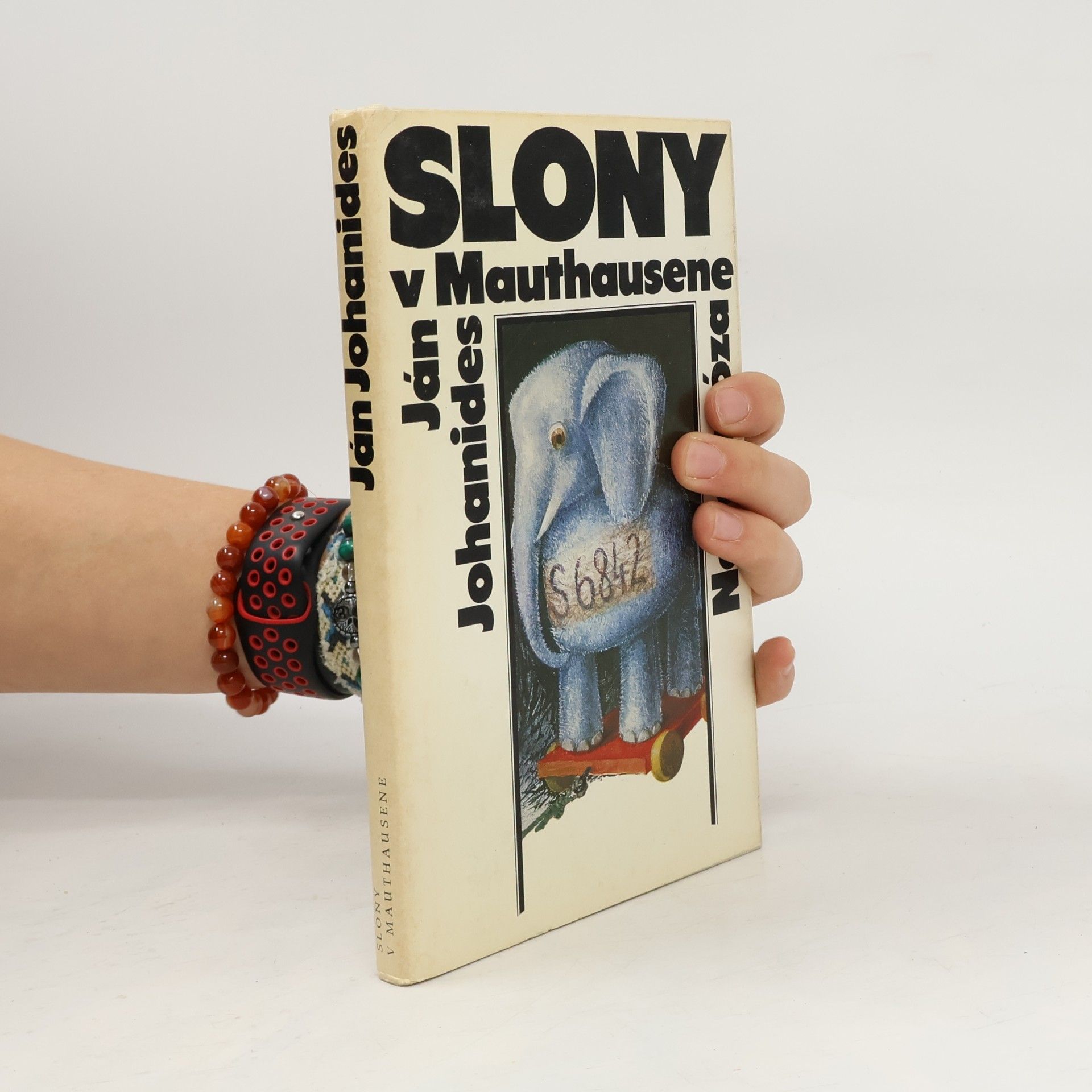 Slony v Mauthausene
