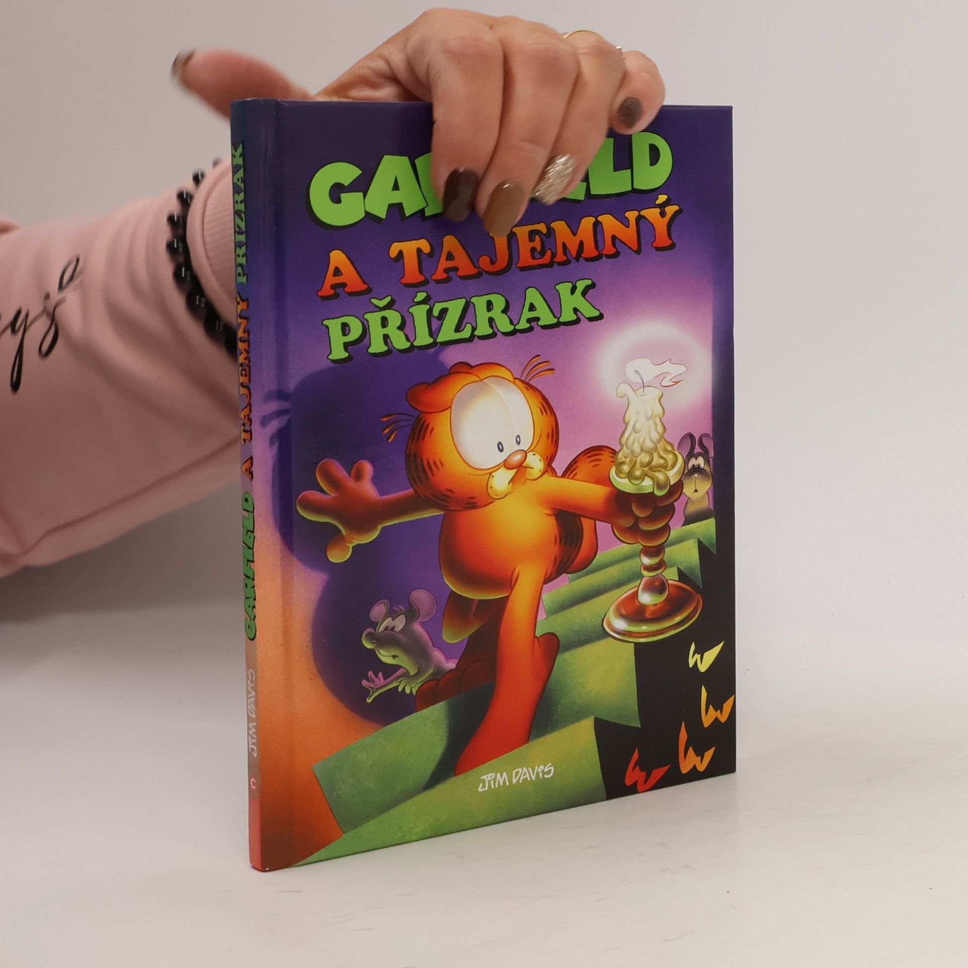 Garfield a tajemný přízrak