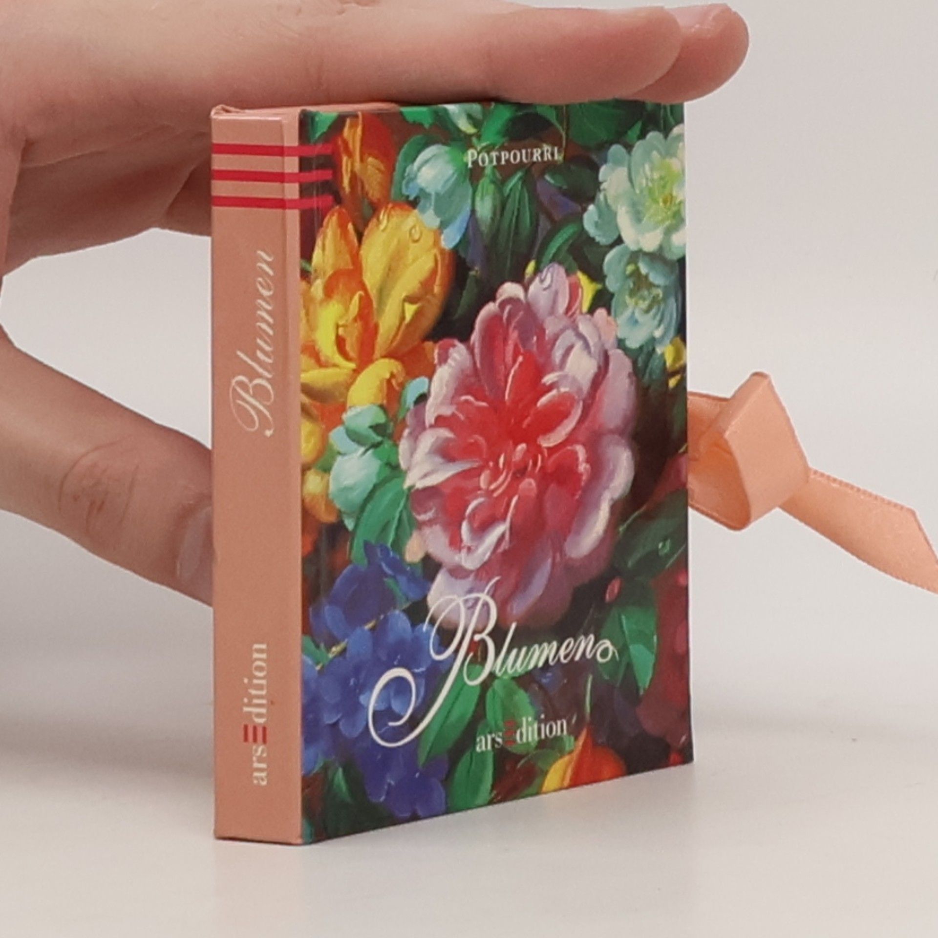 Michelle Lovric Blumen. Potpourri