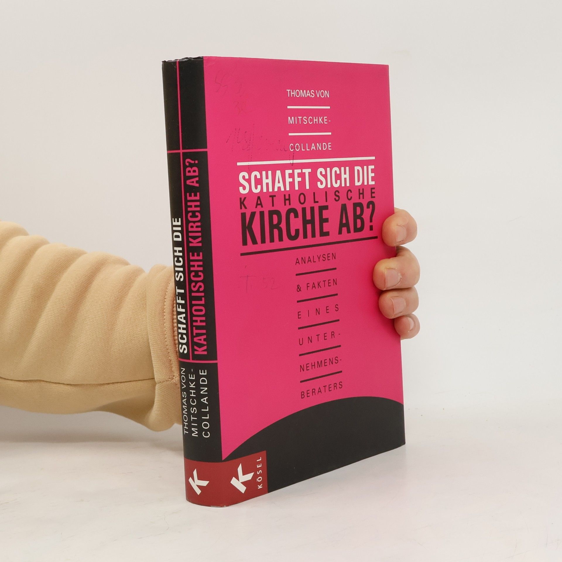 Schafft sich die katholische Kirche ab?