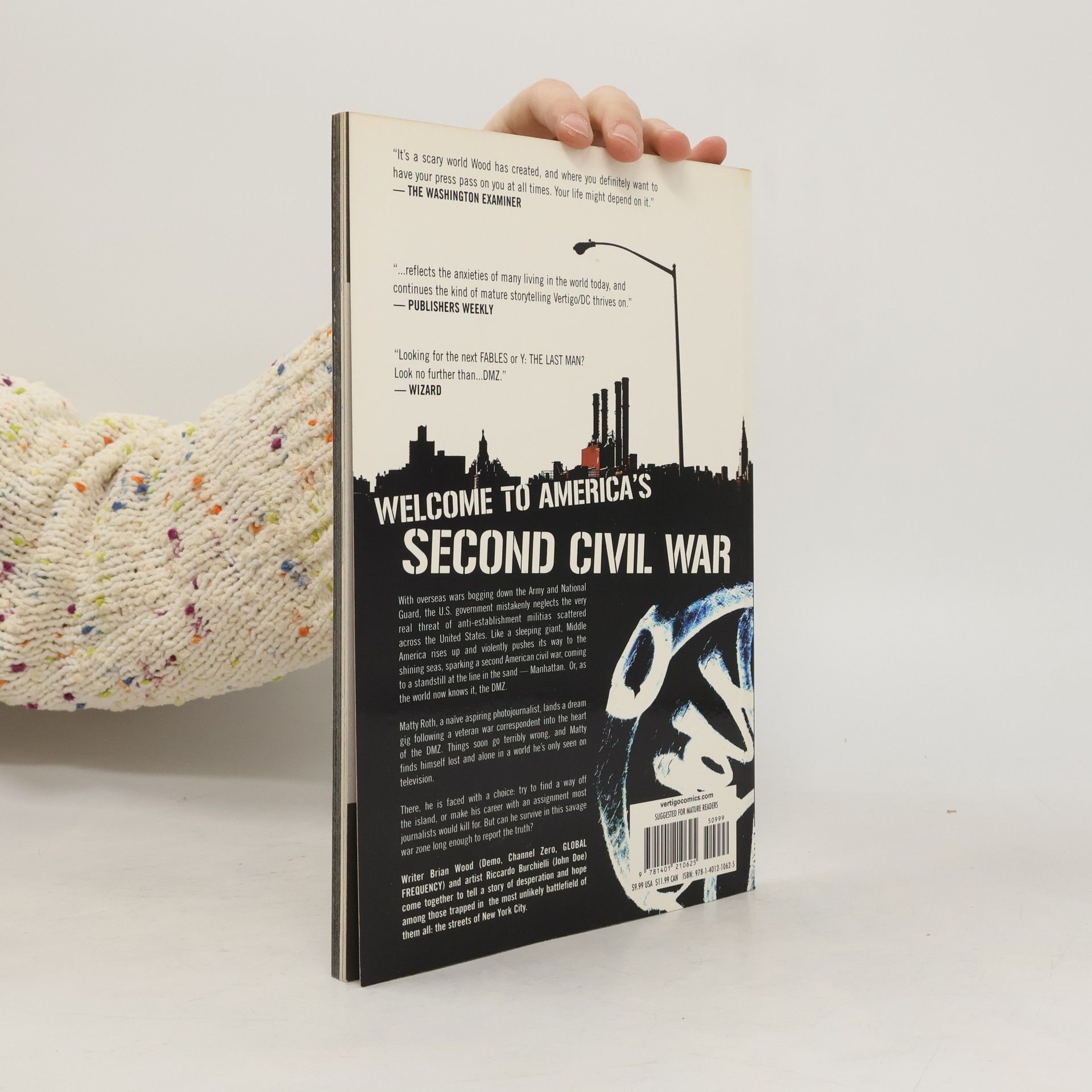 Brian Wood DMZ: On the Ground