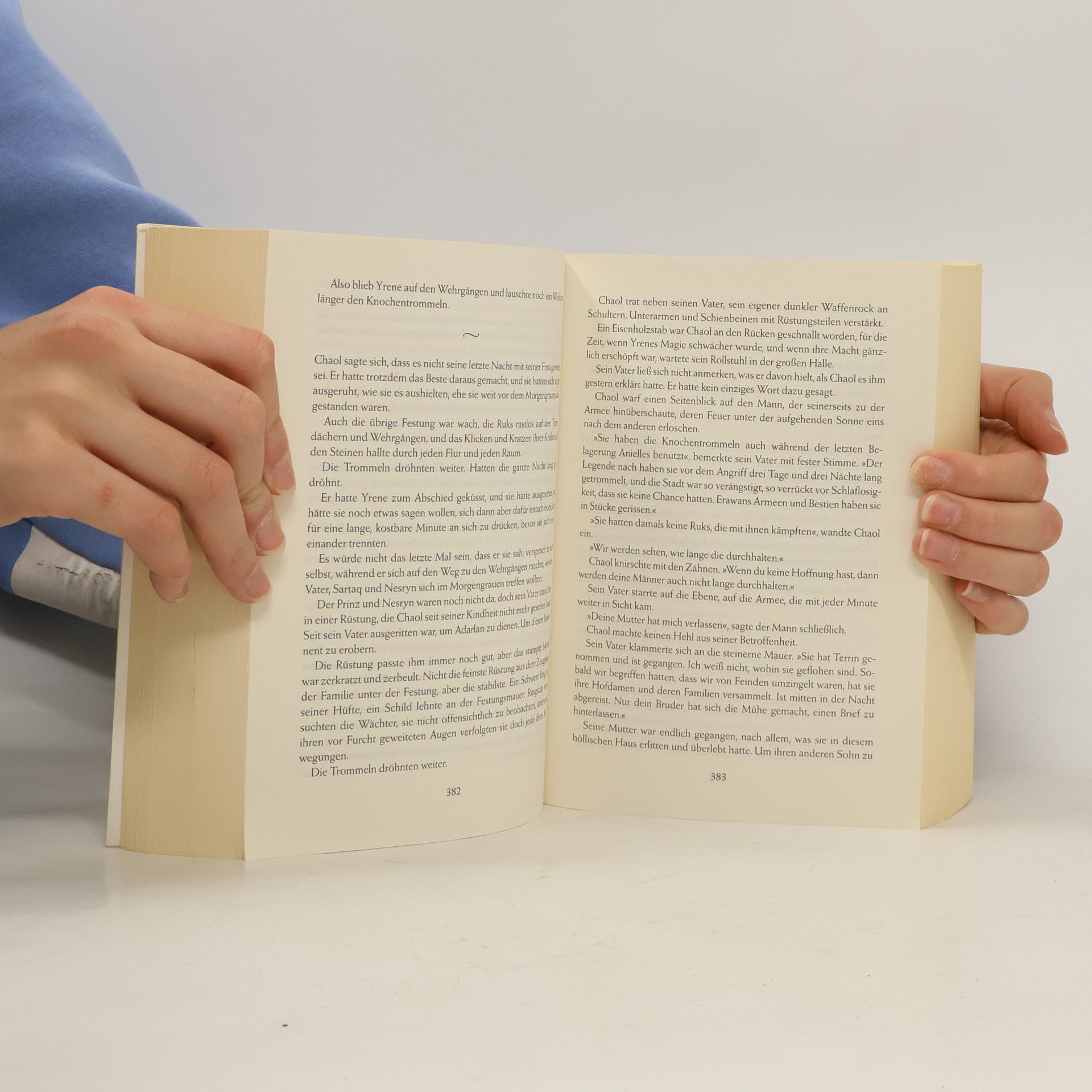 Sarah J. Maas Herrscherin über Asche und Zorn