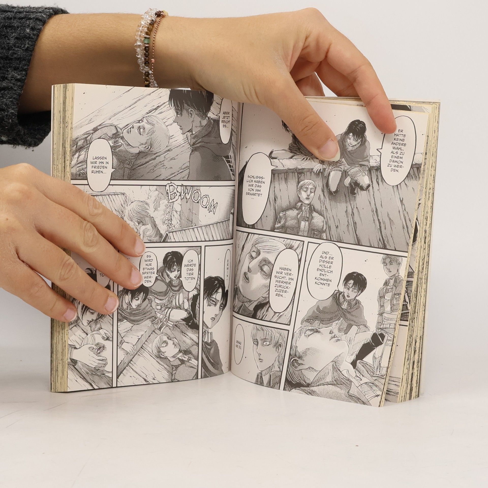 Hajime Isayama Attack on Titan 21
