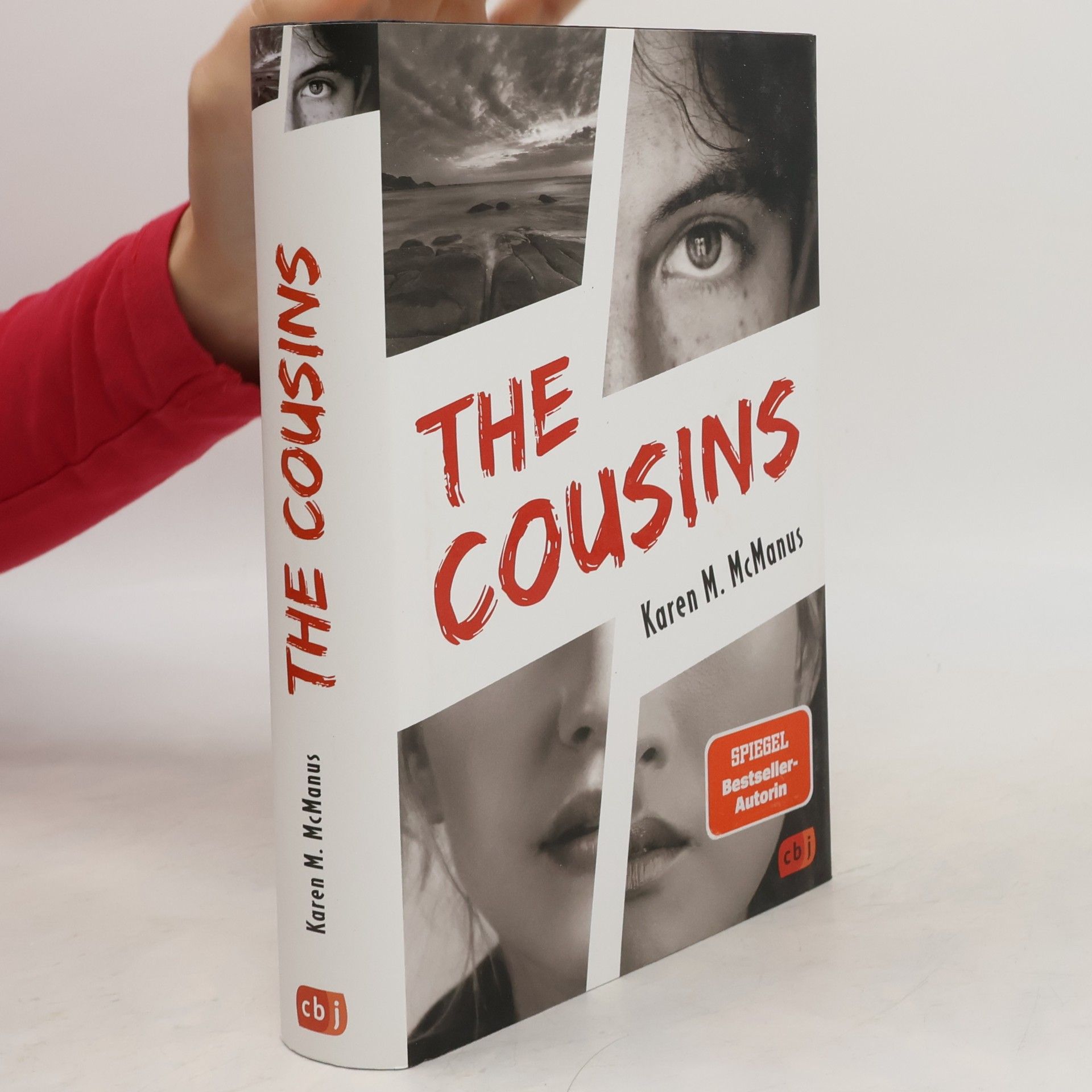 Karen M. McManus The Cousins