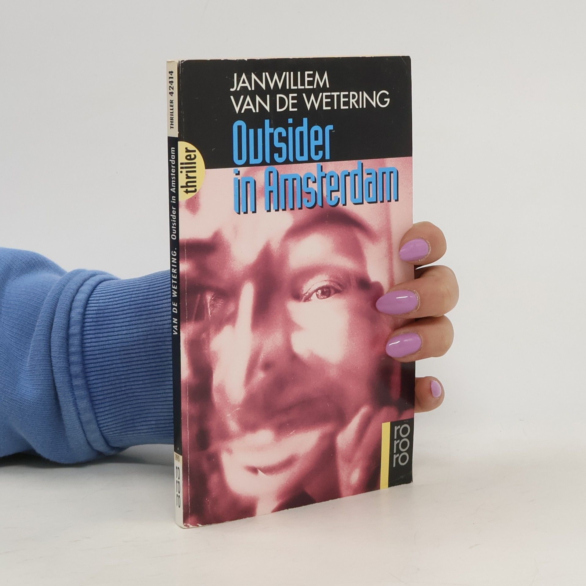 Outsider in Amsterdam