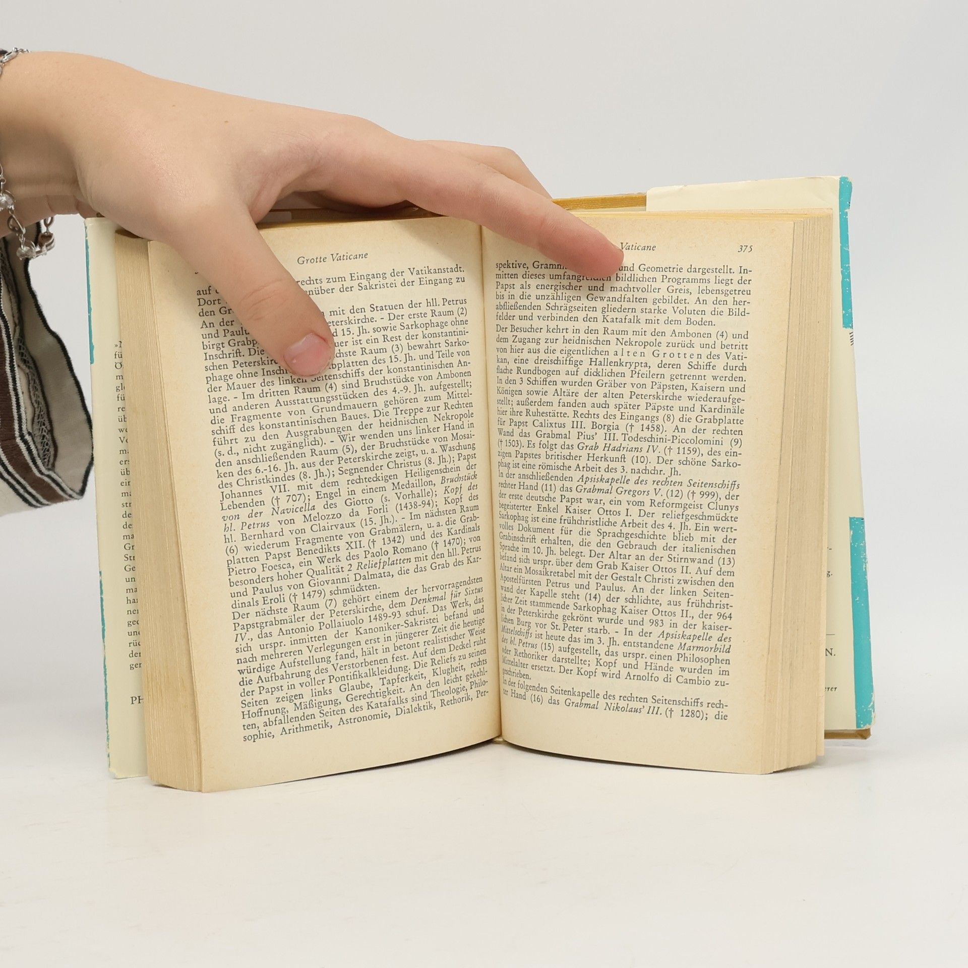 Various authors Reclams Kunstführer Rom und Latium. Band V.