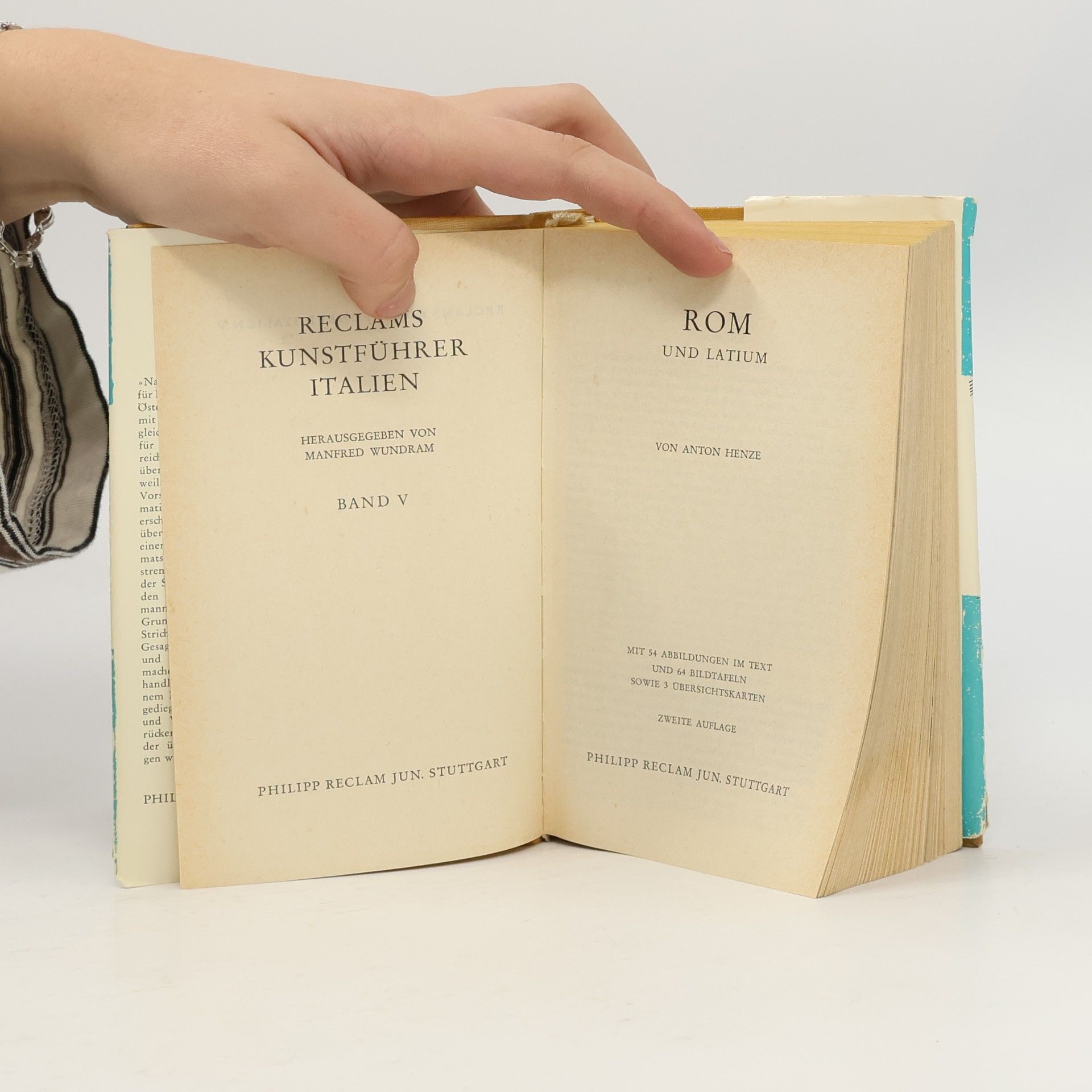 Various authors Reclams Kunstführer Rom und Latium. Band V.