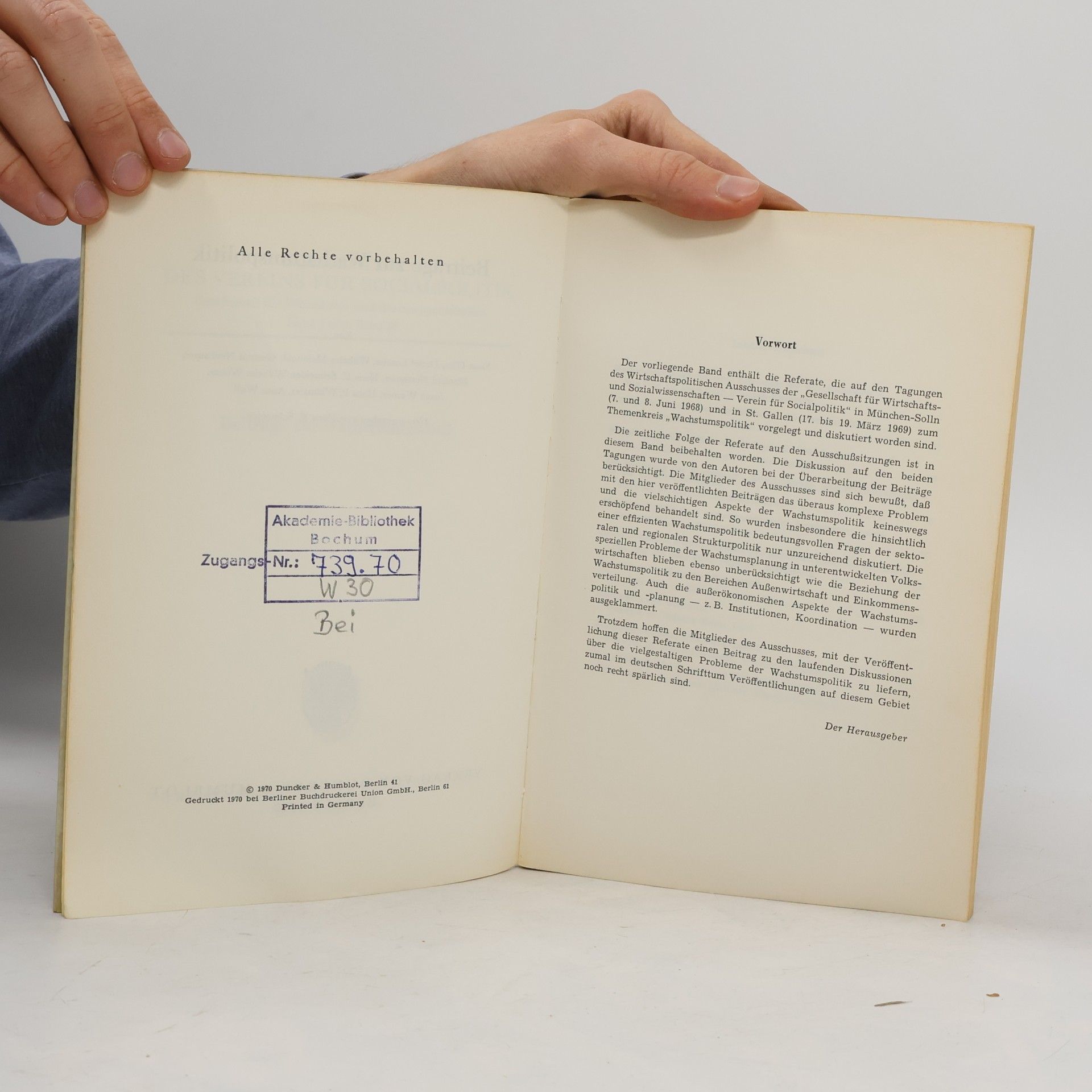 Autores varios Beiträge zur Wachstumspolitik