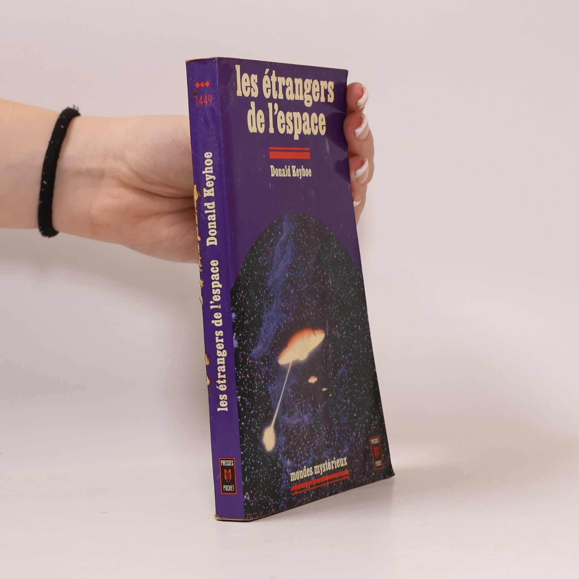 Mondes mystérieux: Les étrangers de l'espace