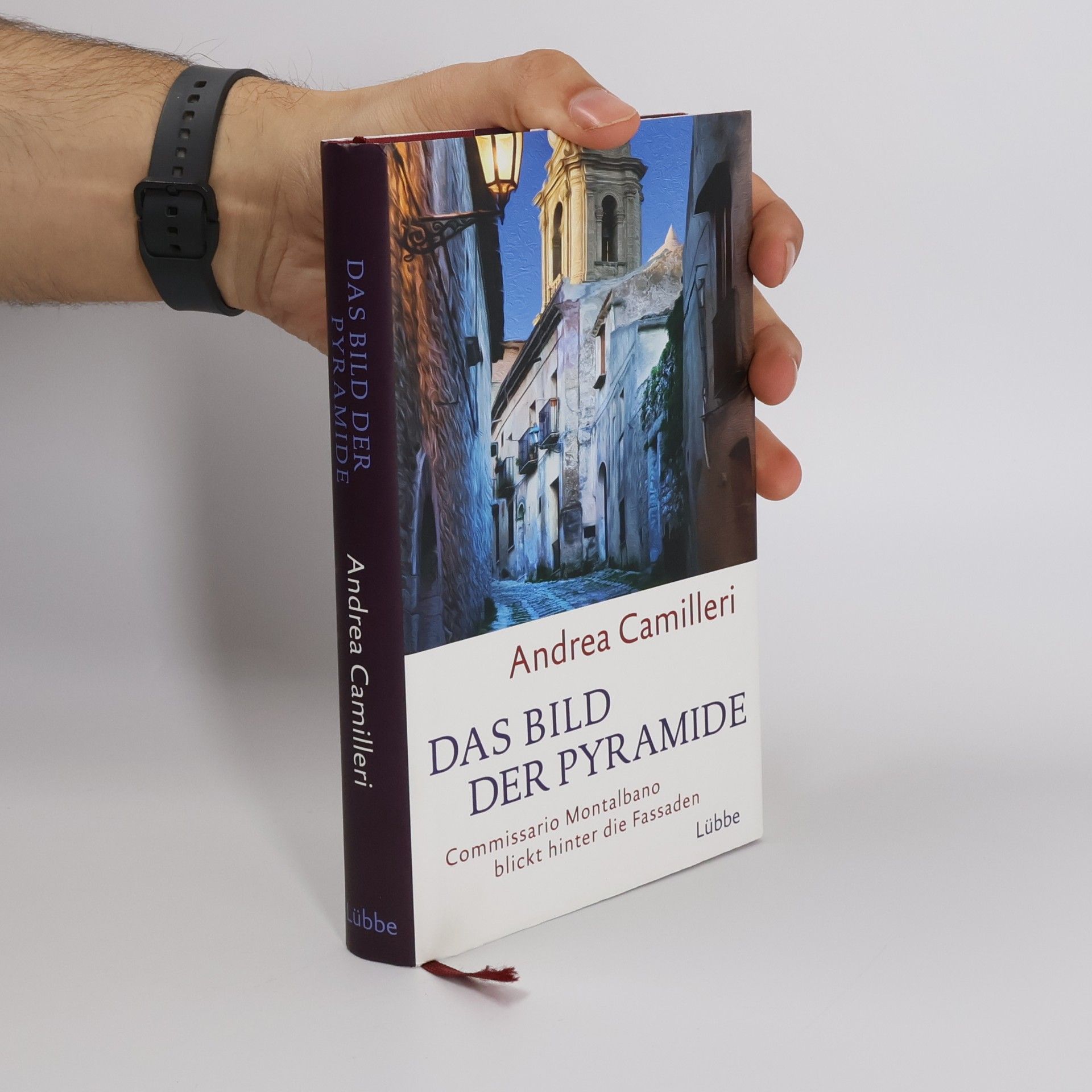 Andrea Camilleri Das Bild der Pyramide