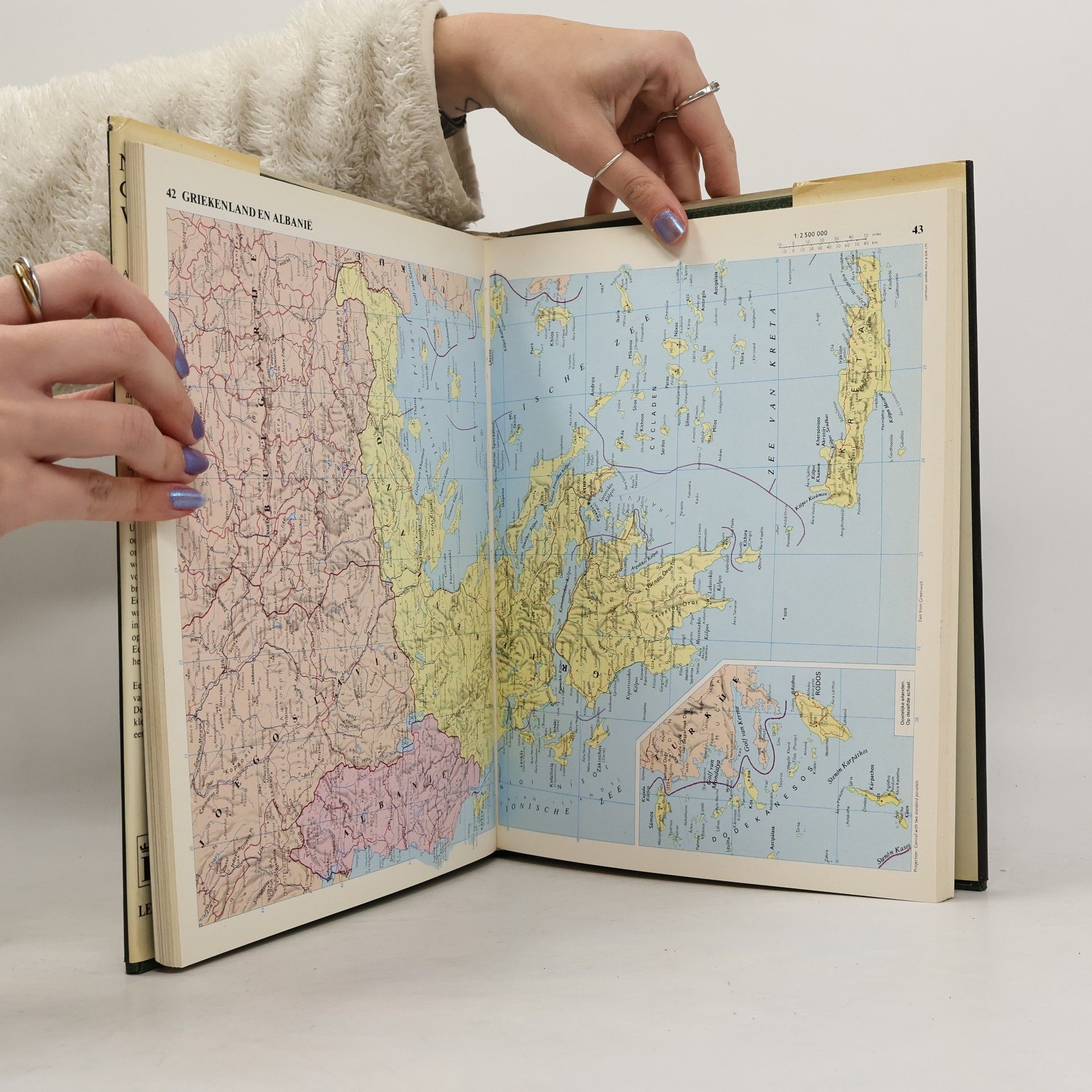 Auteurscollectief Nieuwe Geïllustreerde Wereldatlas