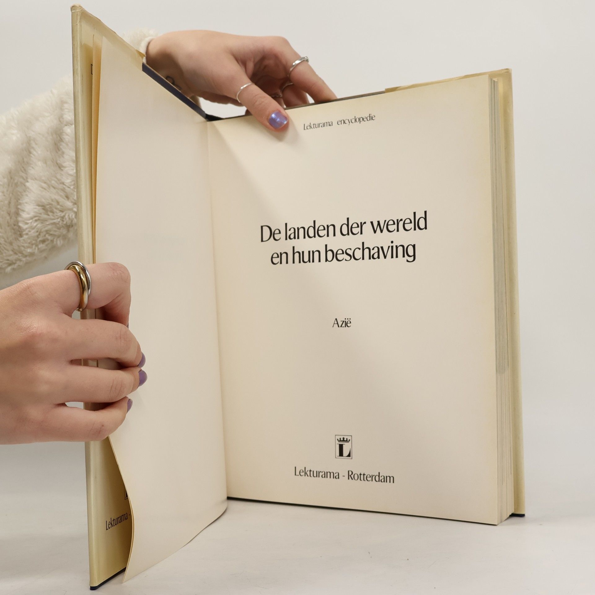 Auteurscollectief De Landen der wereld en hun beschaving