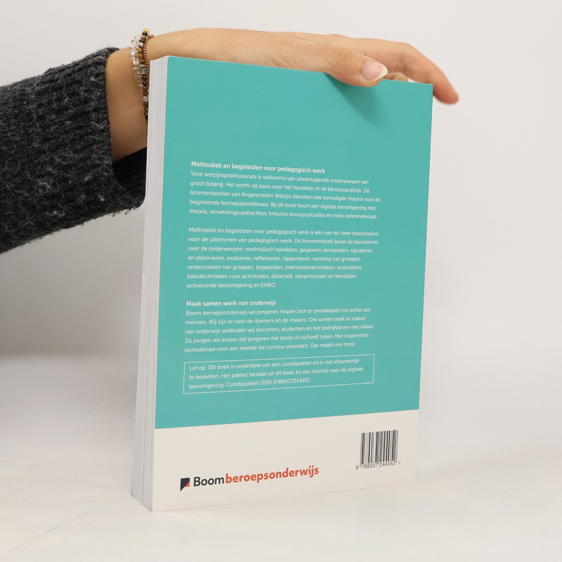 B. Becker Methodiek en begeleiden voor pedagogisch werk: Basisdeel, niveau 3 en 4 - Inclusief digitale leeromgeving