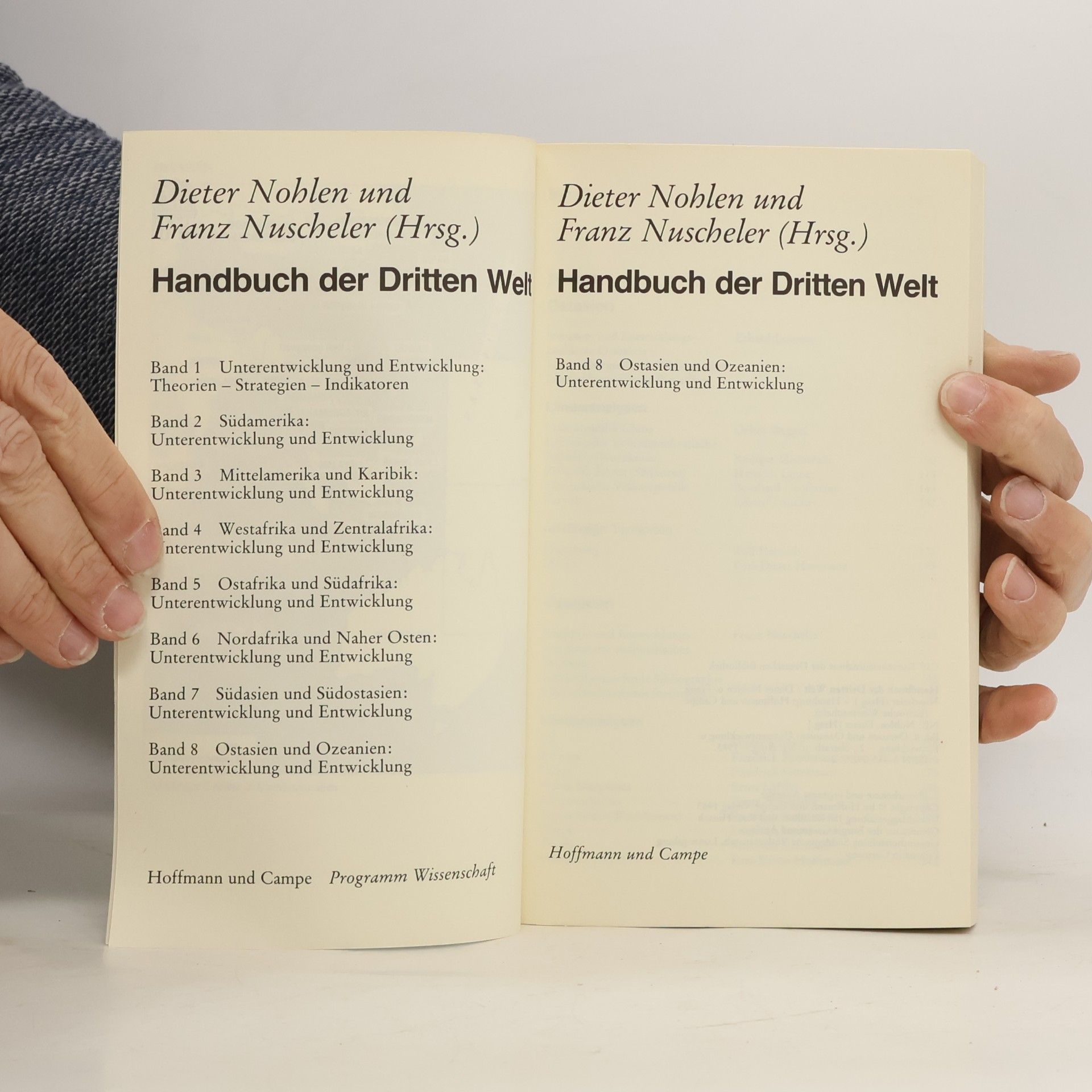 Nohlen Handbuch der Dritten Welt - 8: Ostasien und Ozeanien