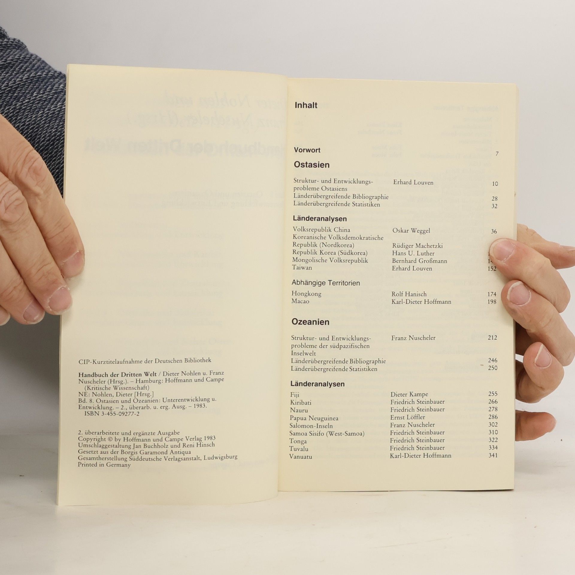 Nohlen Handbuch der Dritten Welt - 8: Ostasien und Ozeanien