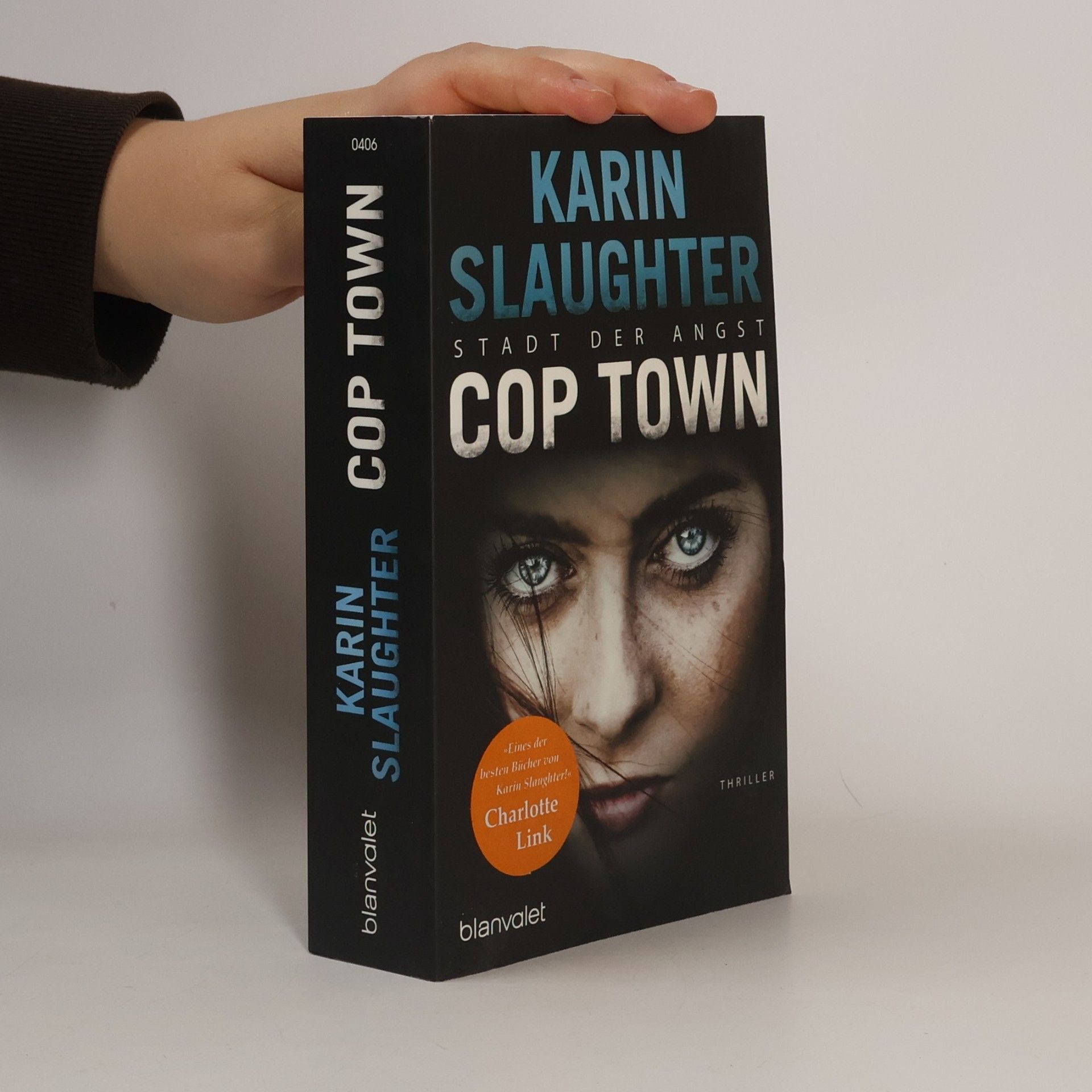 Karin Slaughter Cop Town