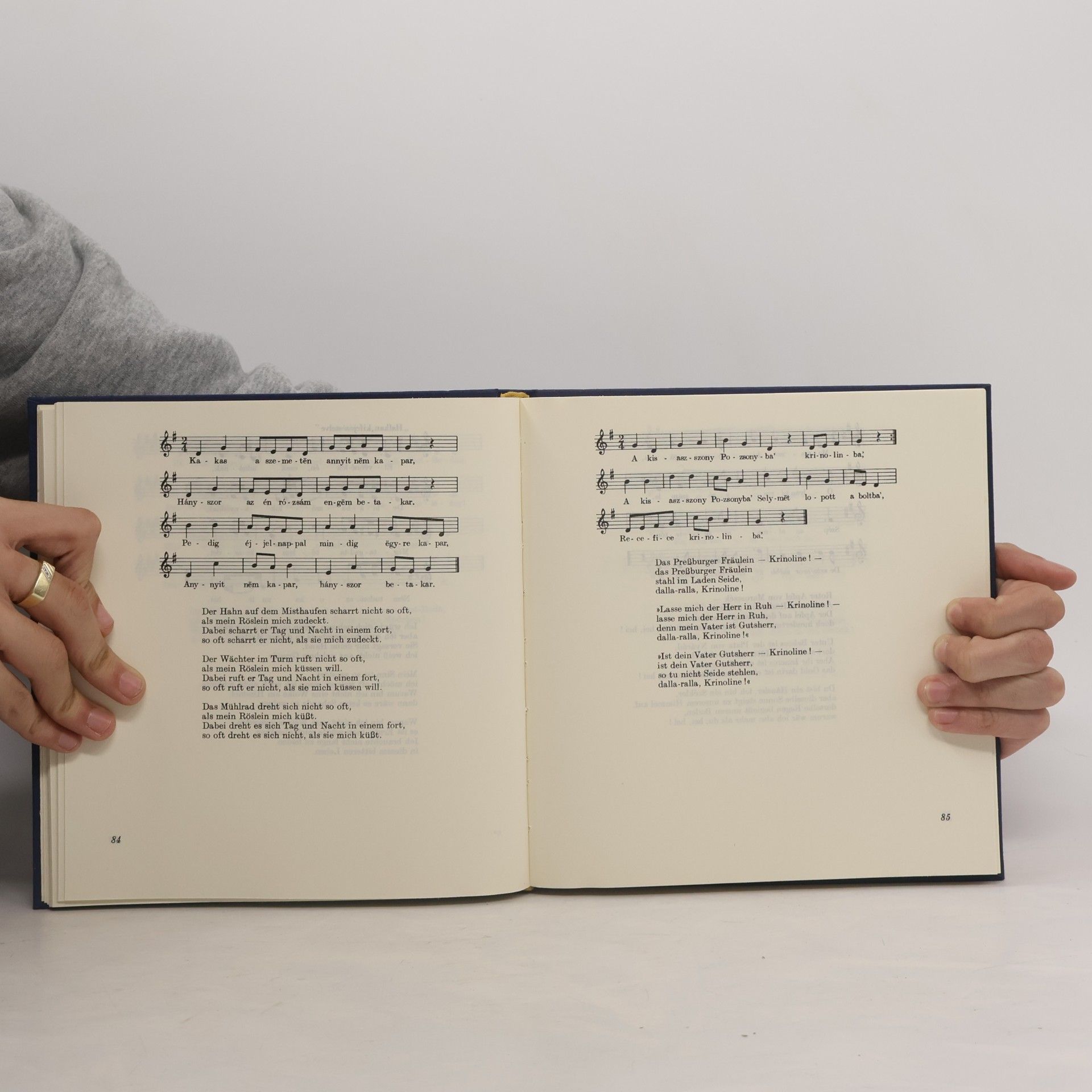 György Kerényi Volkstümliche Lieder