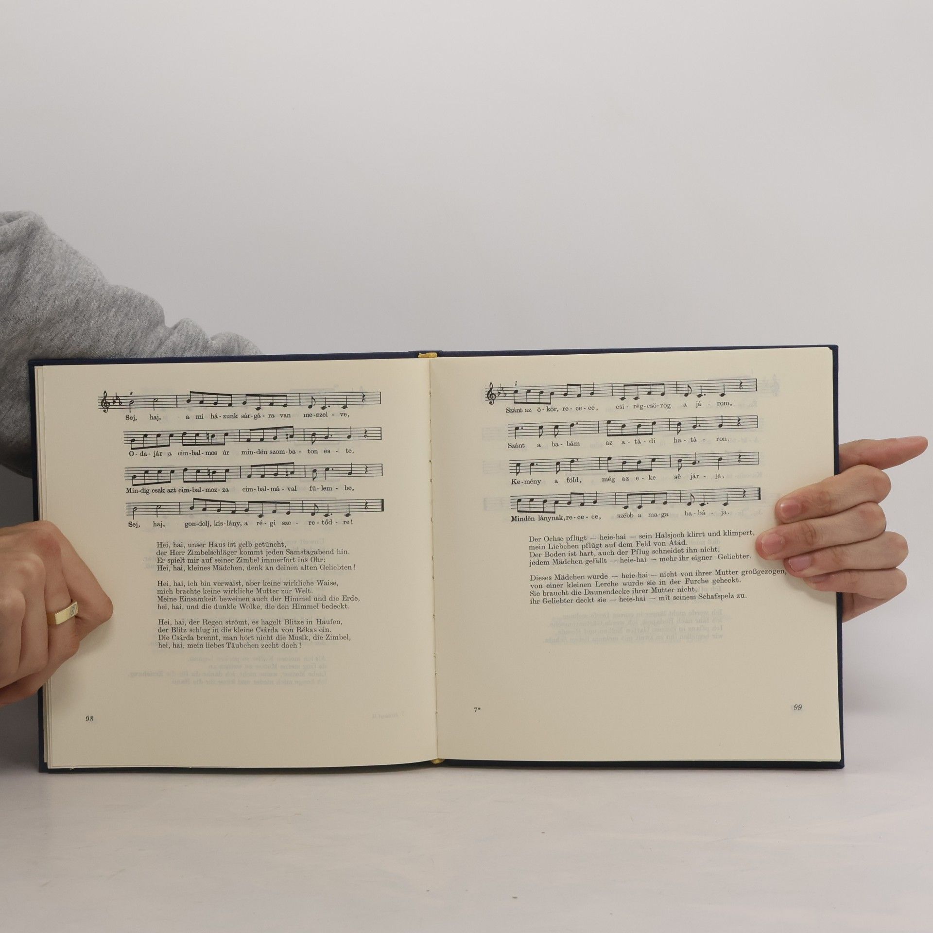 Various authors Ungarische Volksliedtypen II.