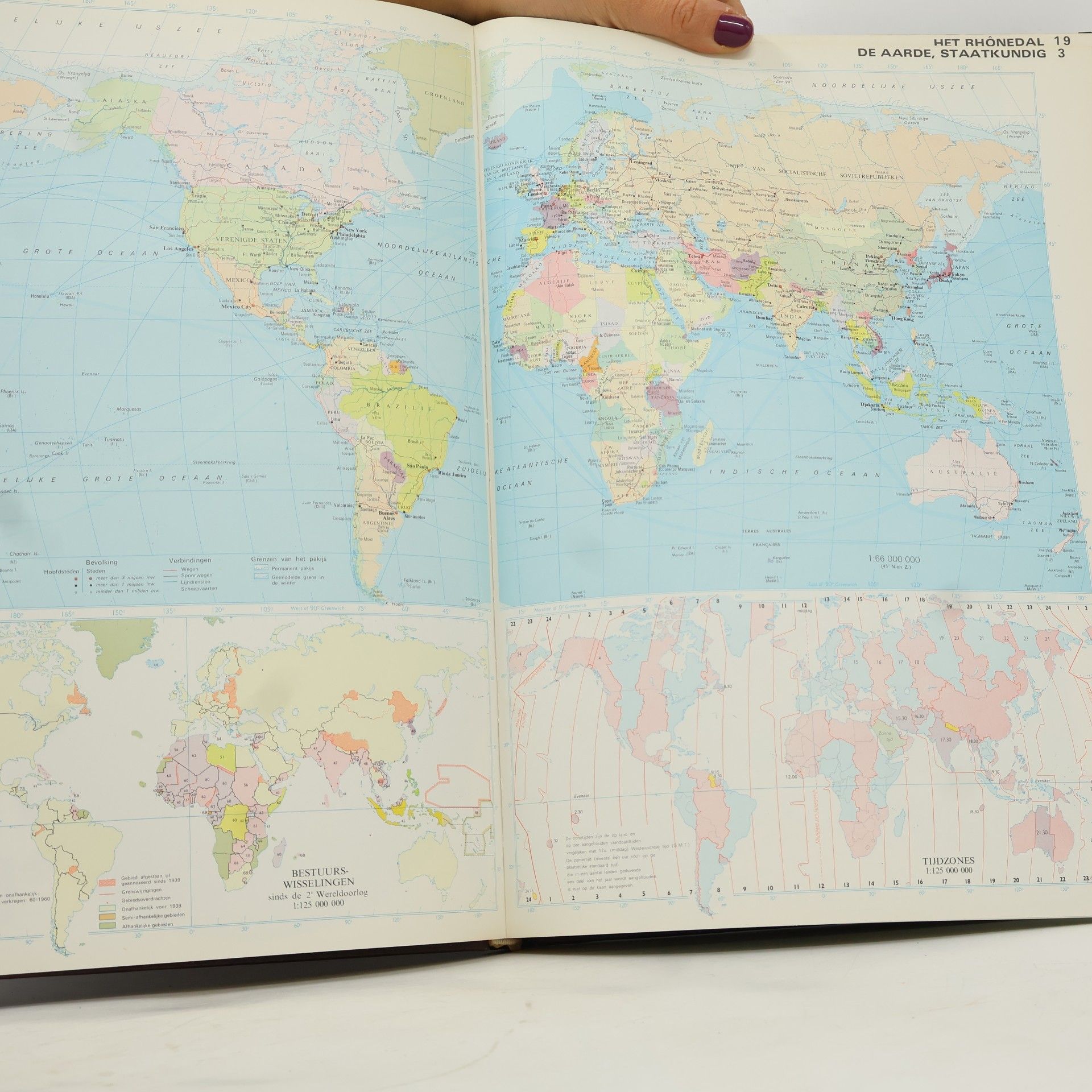 John Bartholomew and Son Oosthoek-Times wereldatlas