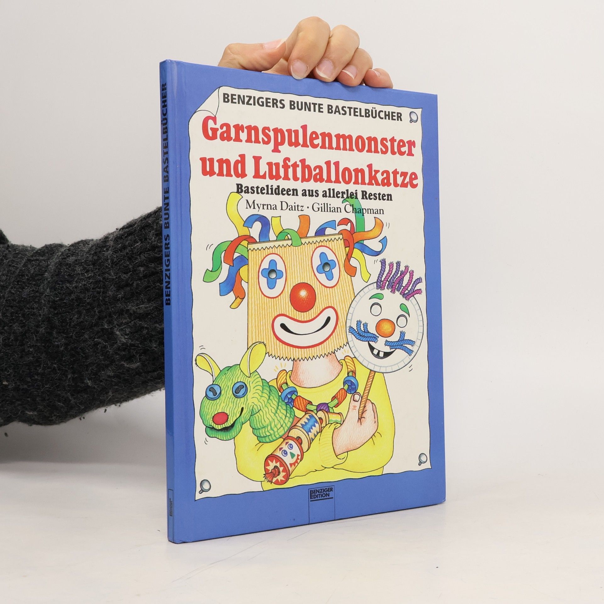 Garnspulenmonster und Luftballonkatze