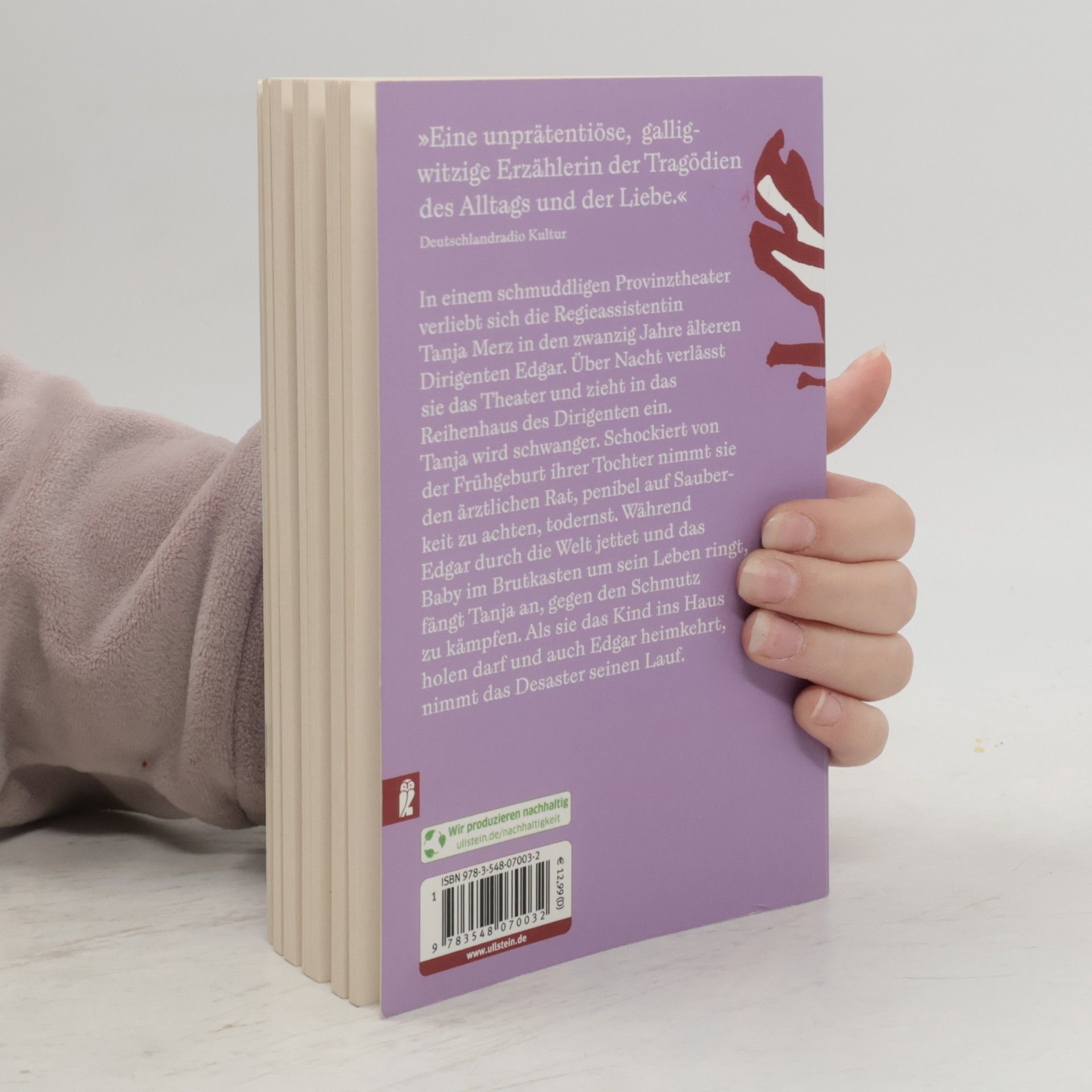Katja Oskamp Die Staubfängerin. Roman | Der erste Roman der Bestsellerautorin von »Marzahn, mon amour«