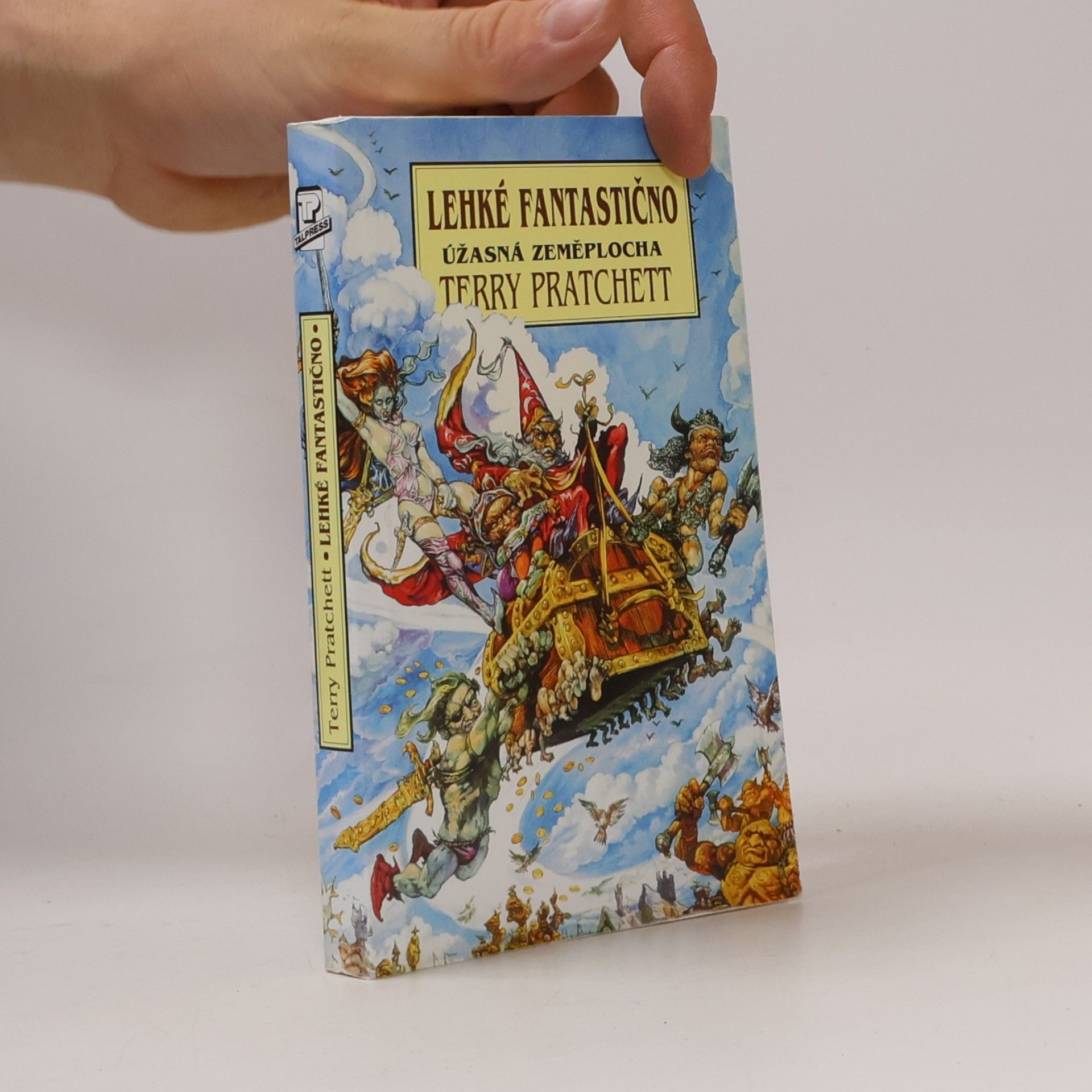 Terry Pratchett Lehké fantastično