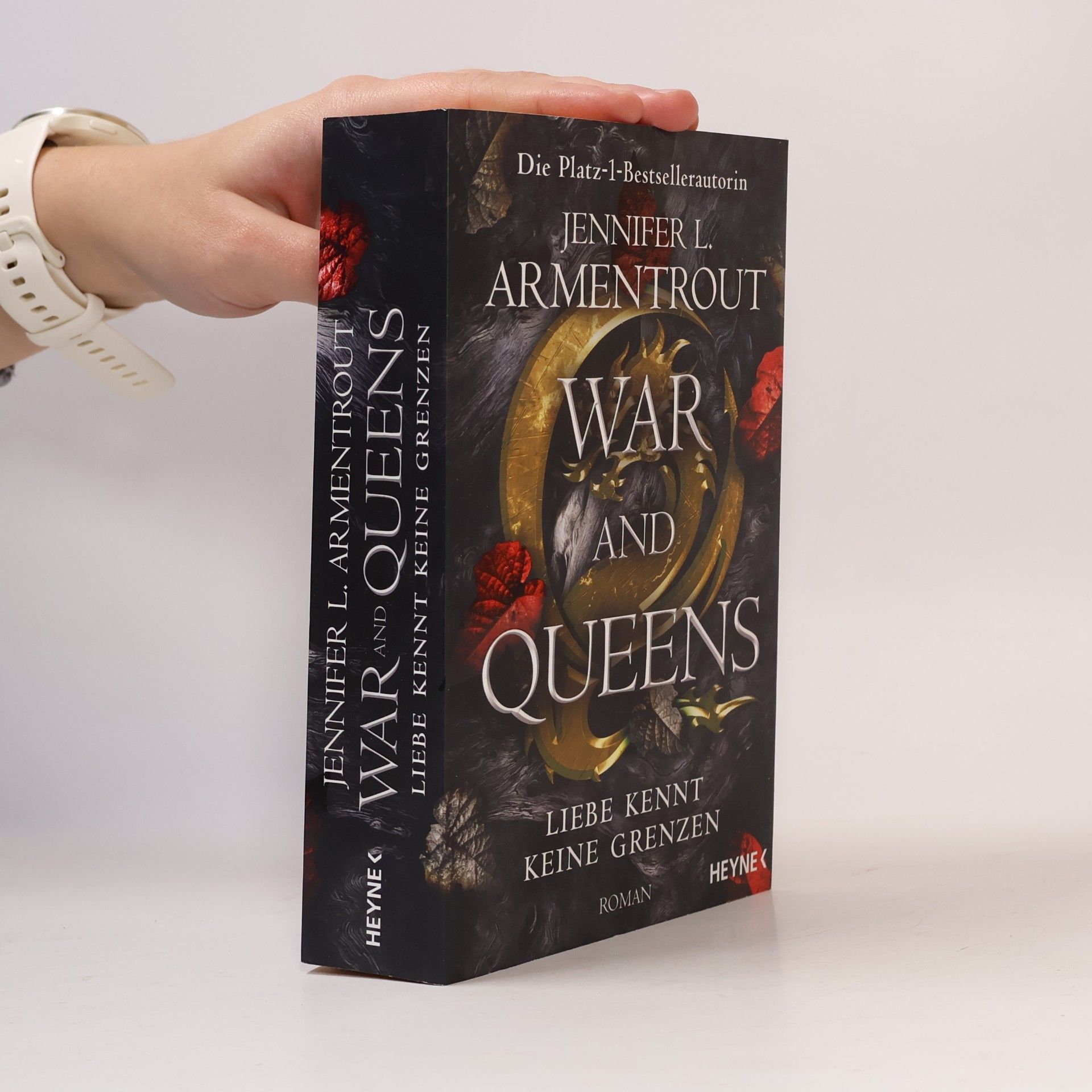 Jennifer Armentrout From Blood and Ash 4. War and Queens