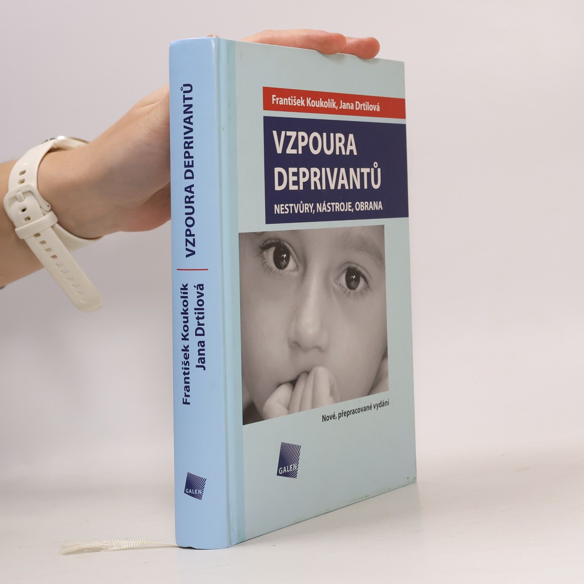 Vzpoura deprivantů. Nestvůry, nástroje, obrana