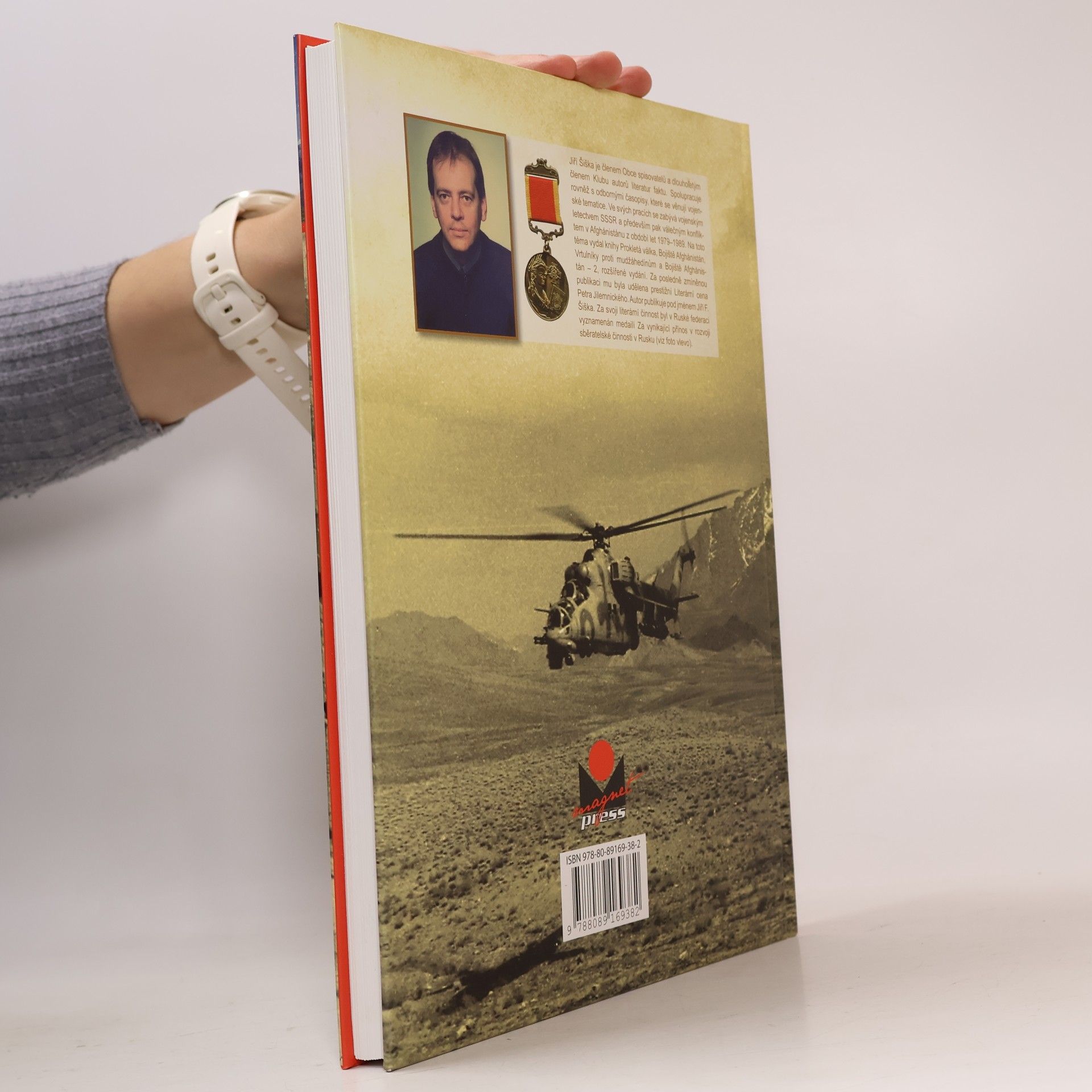 Jiří F. Šiška Rudé hvězdy nad Afghánistánem 1: Vrtulníky armádního letectva 1979–1989