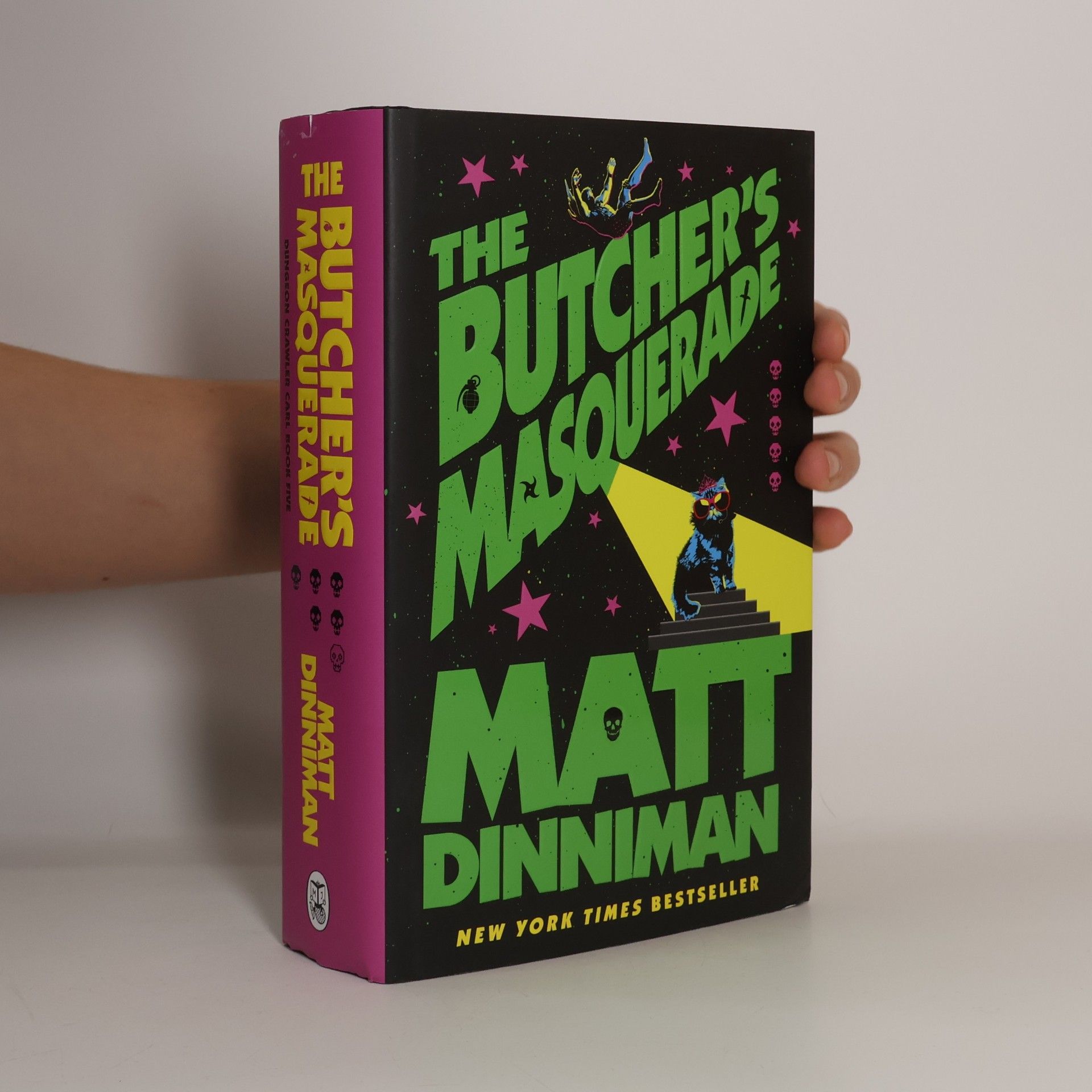 The Butcher's Masquerade: Book 5 in Matt Dinniman’s best selling LitRPG - a riotous blend of sci-fi, fantasy, and dark humor set in the deadliest dungeon yet (Dungeon Crawler Carl Series, 5)