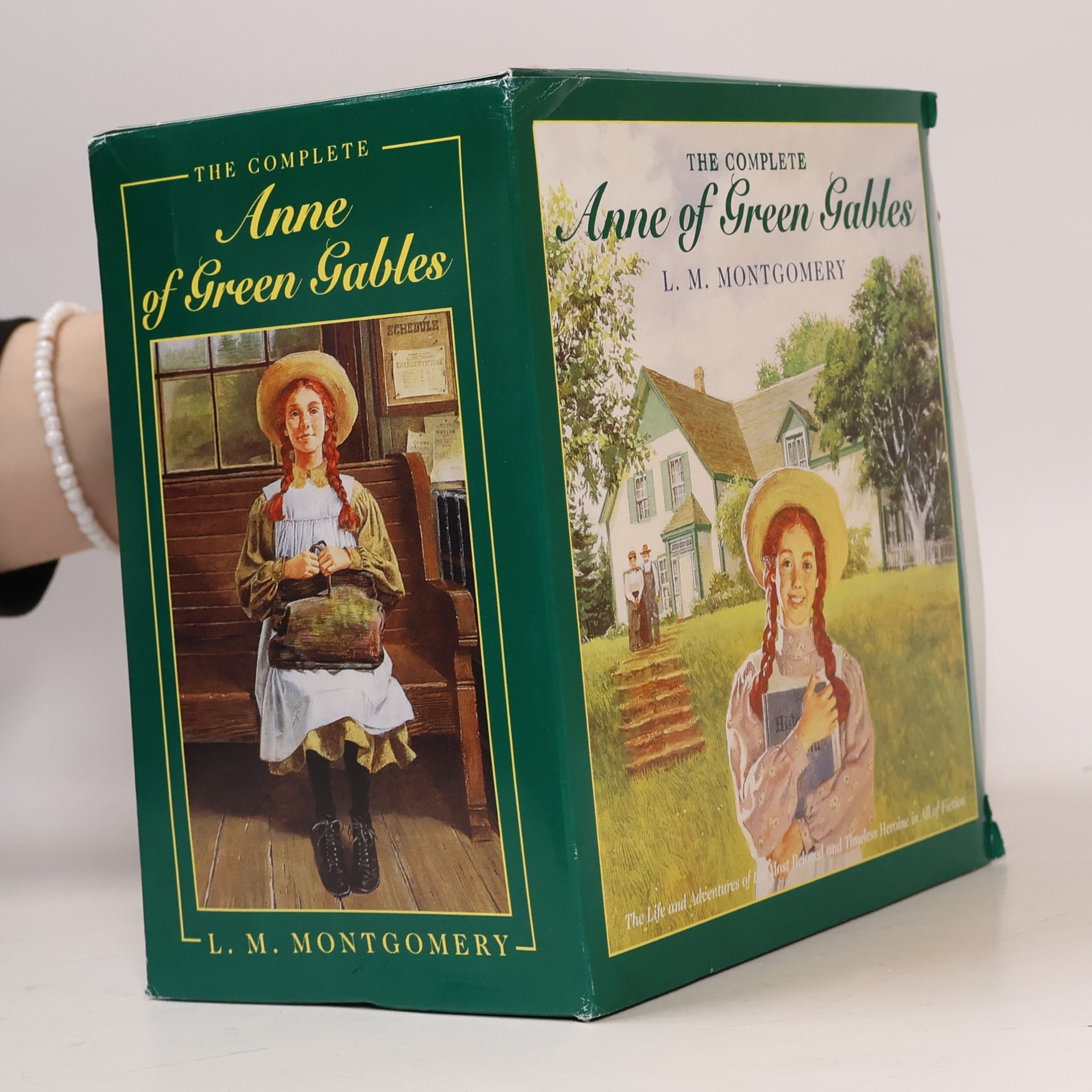 Lucy Maud Montgomery Anne of Green Gables (8 svazků, komplet v boxu)