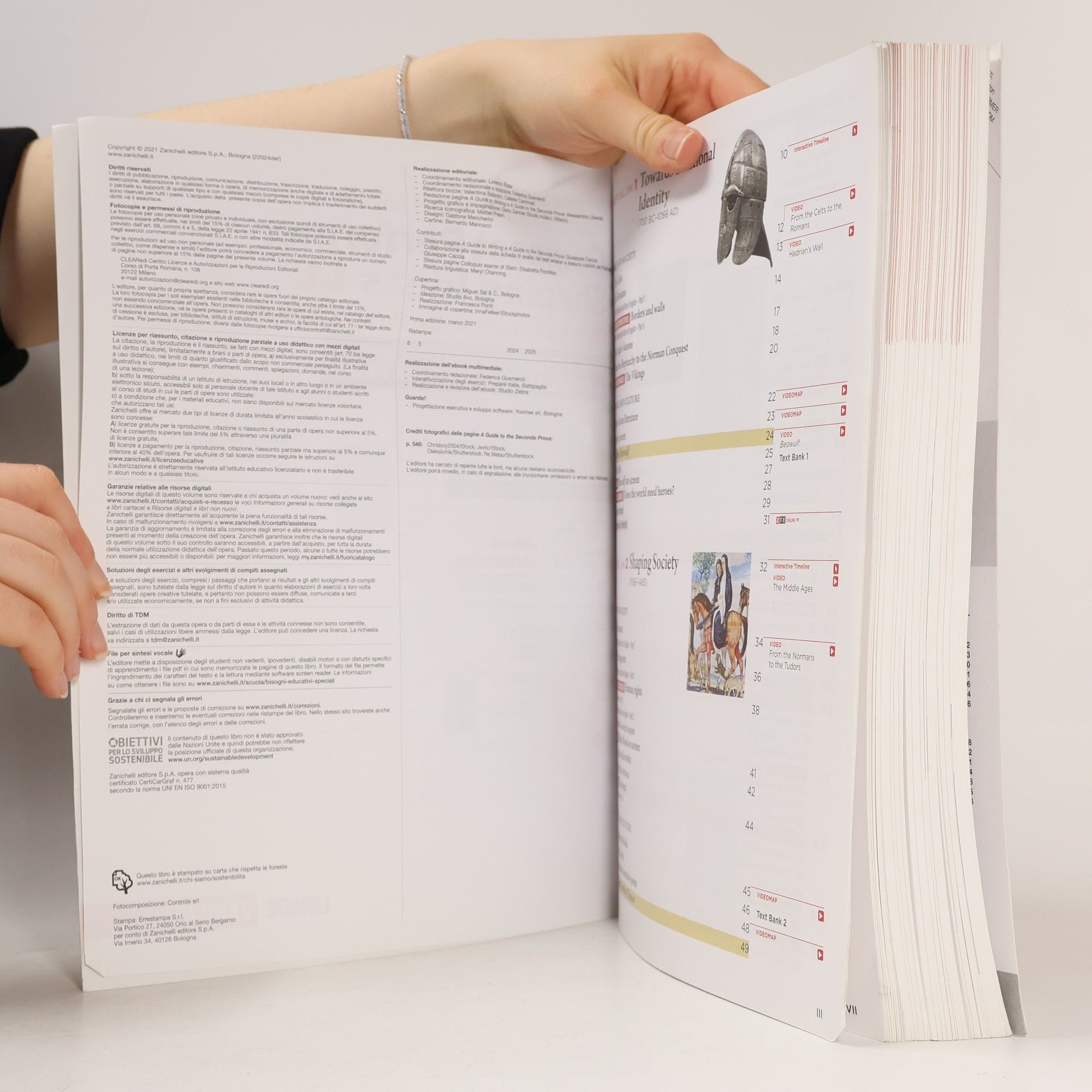 Marina Spiazzi Lingue: Compact Performer Shaping Ideas LL From the Origins to the Present Age
