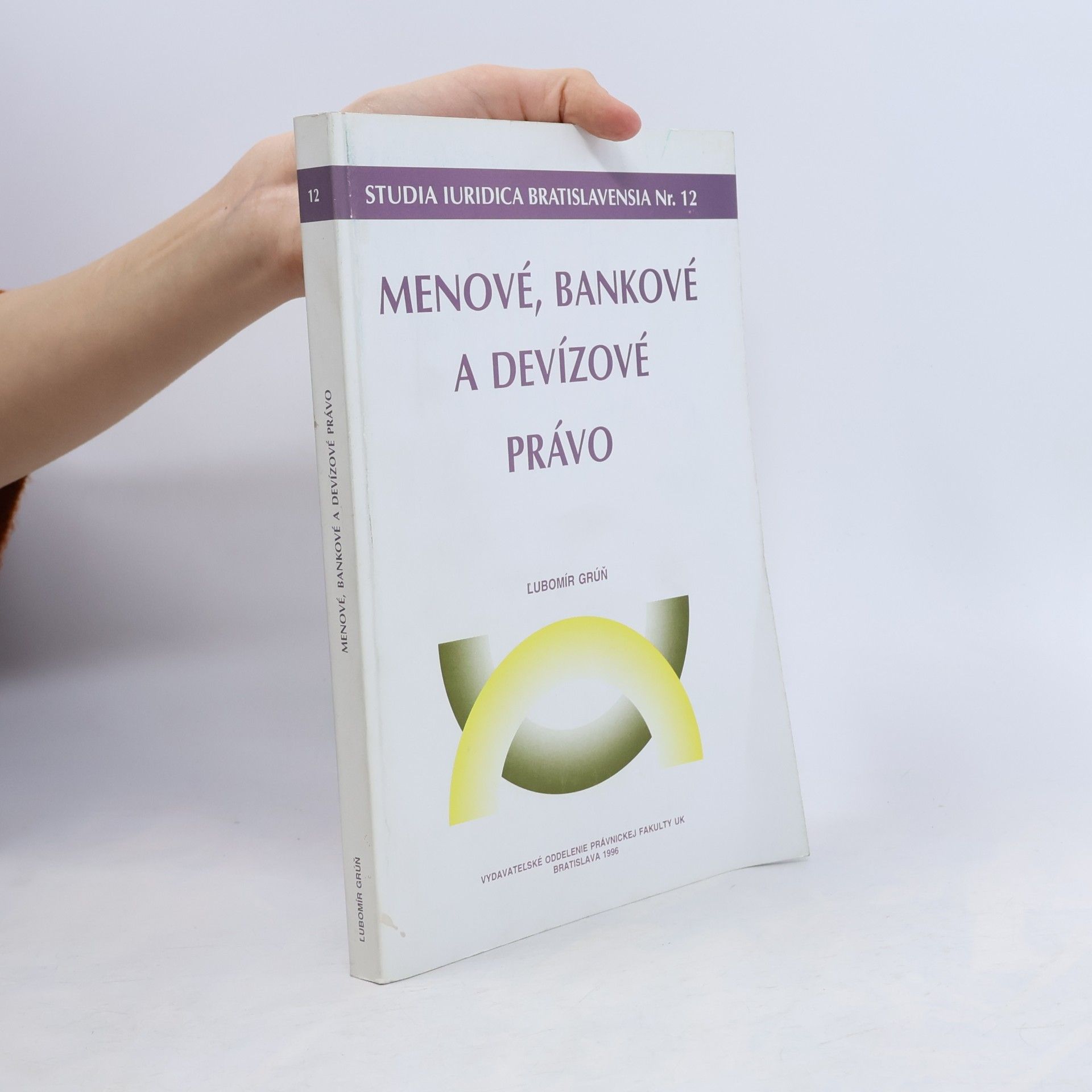 Menové, bankové a devízové právo