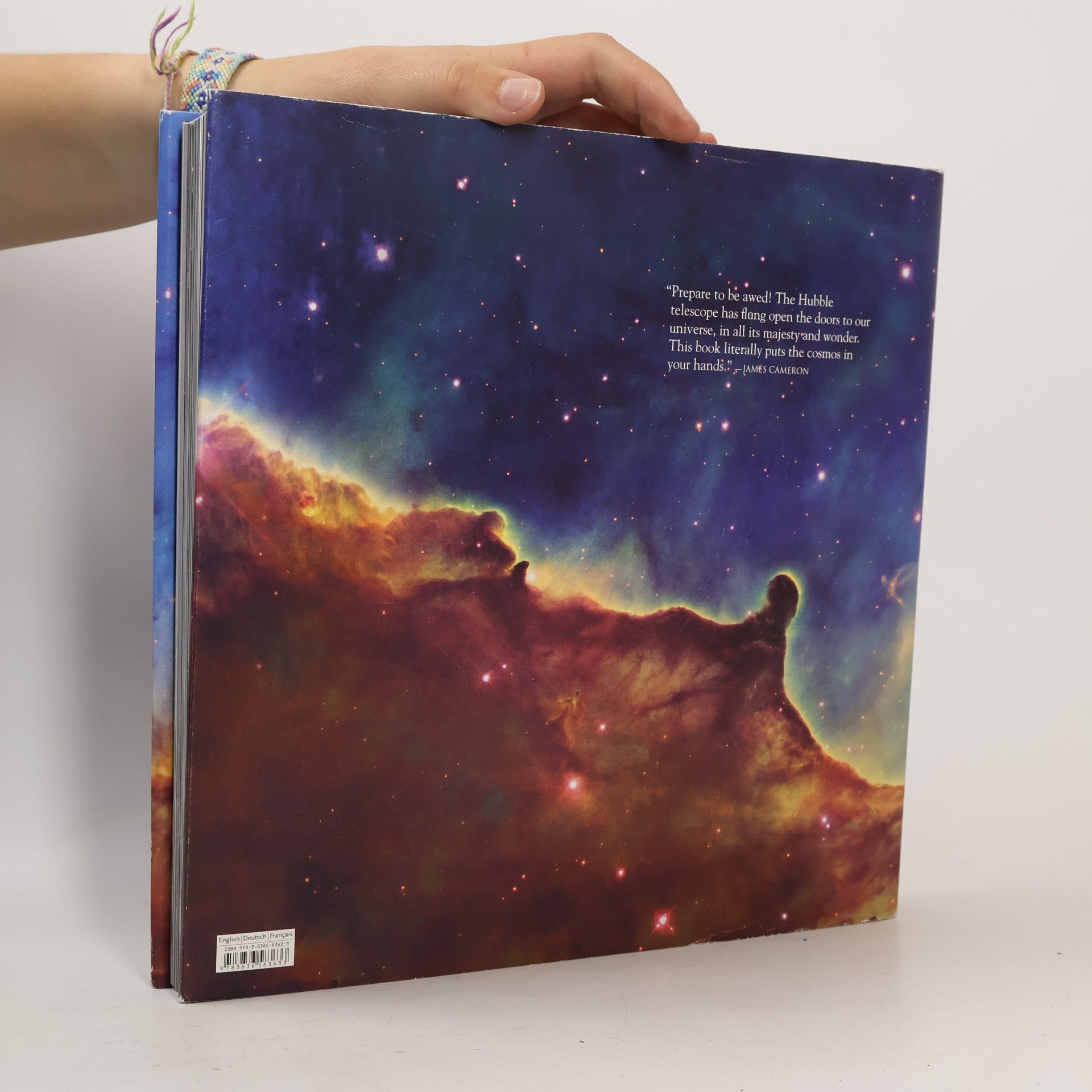 Owen Edwards Expanding Universe. the Hubble Space Telescope