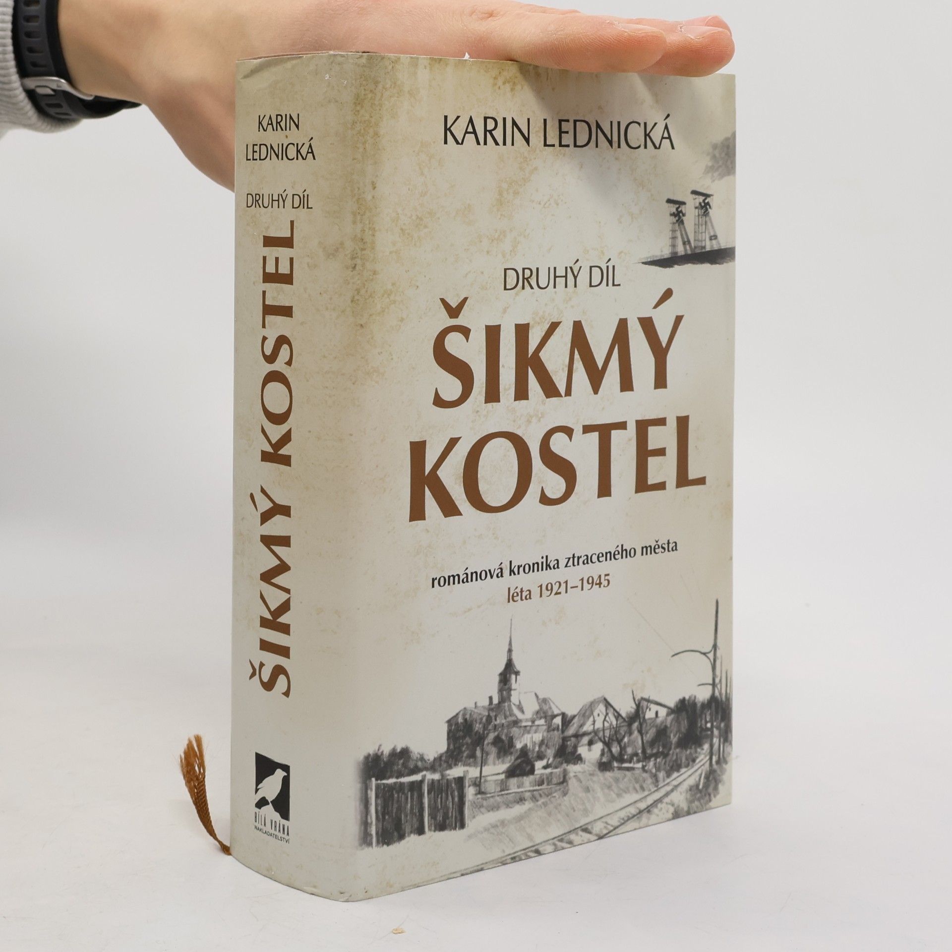 Karin Lednická Šikmý kostel 2